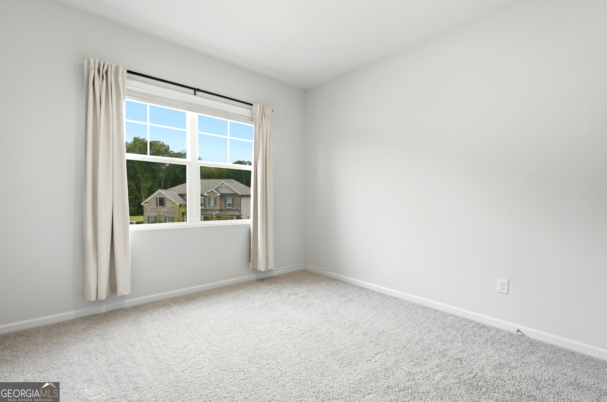 462 Sylvie Drive Property Photo 38