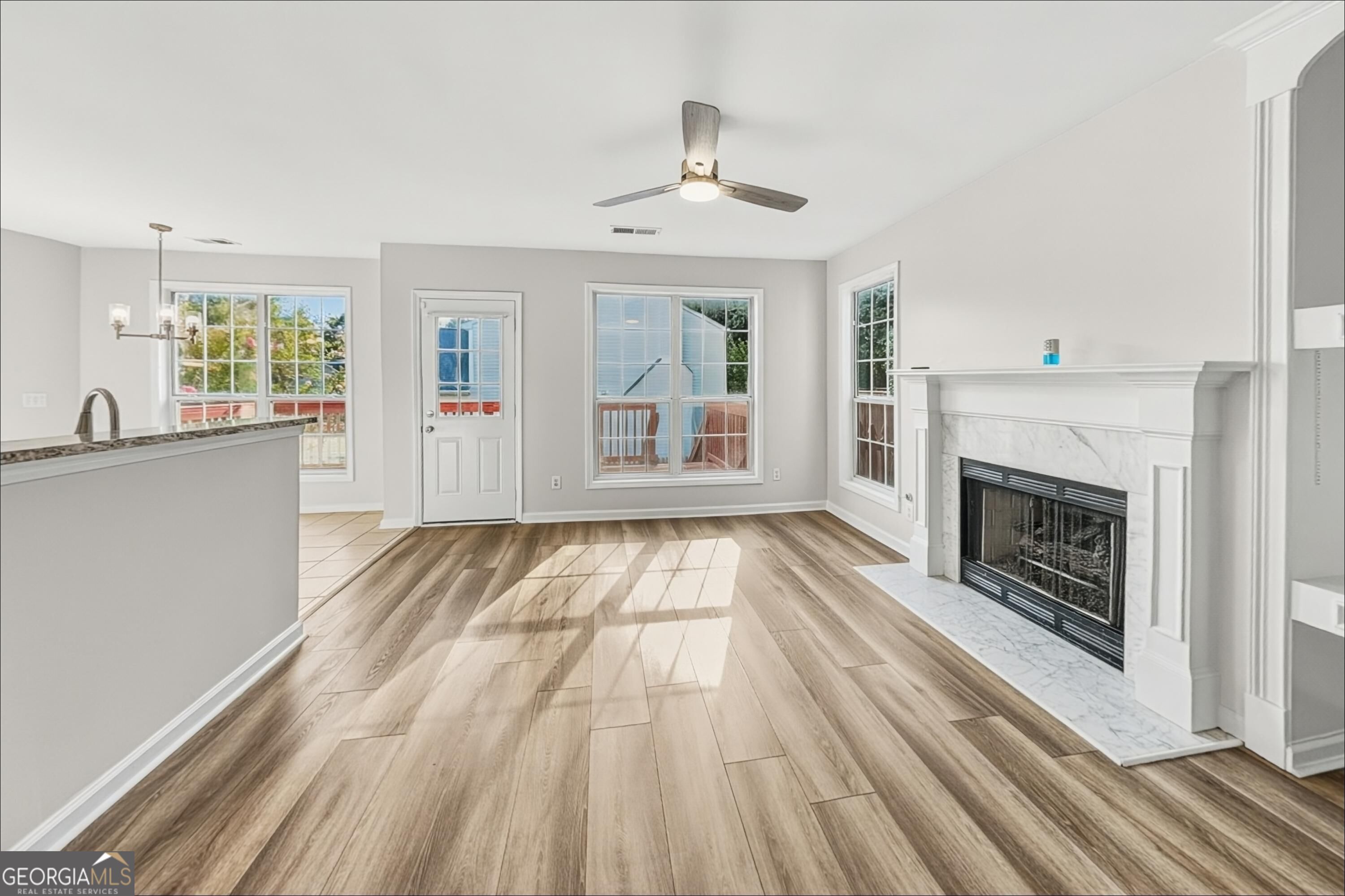 3514 Palisade Cove Property Photo 3
