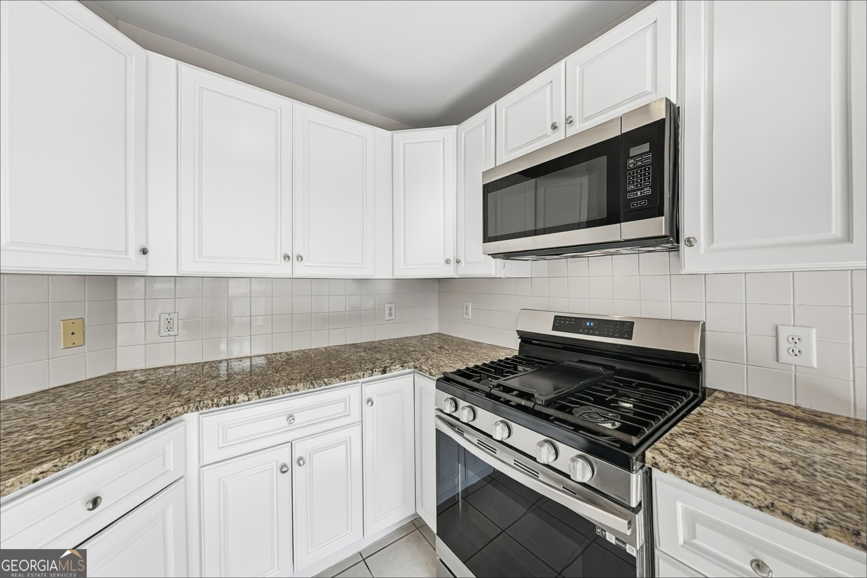 3514 Palisade Cove Property Photo 6