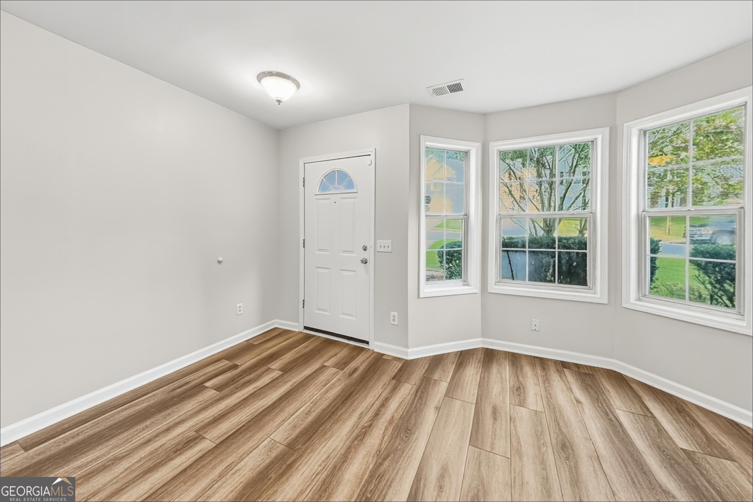3514 Palisade Cove Property Photo 14