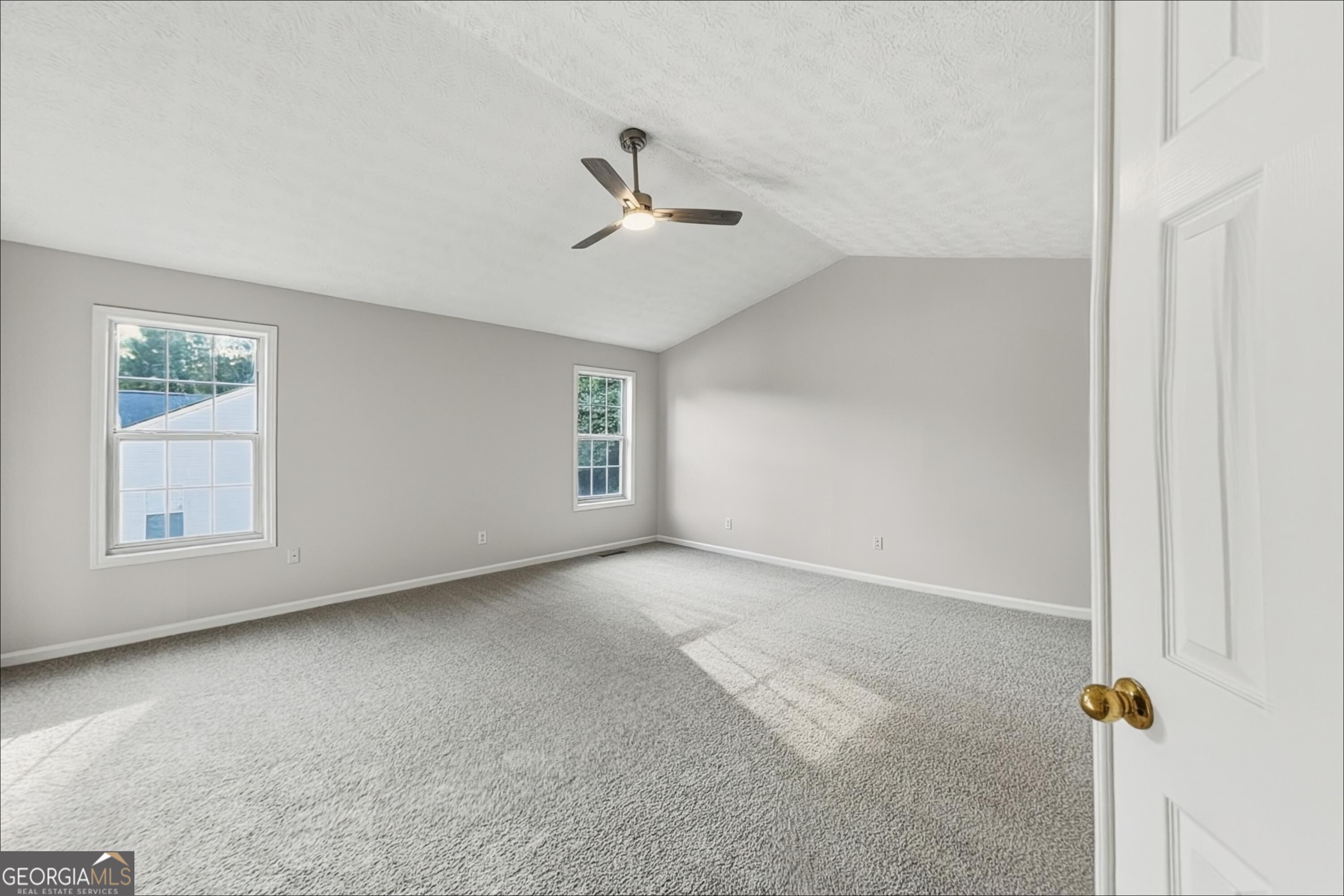 3514 Palisade Cove Property Photo 15