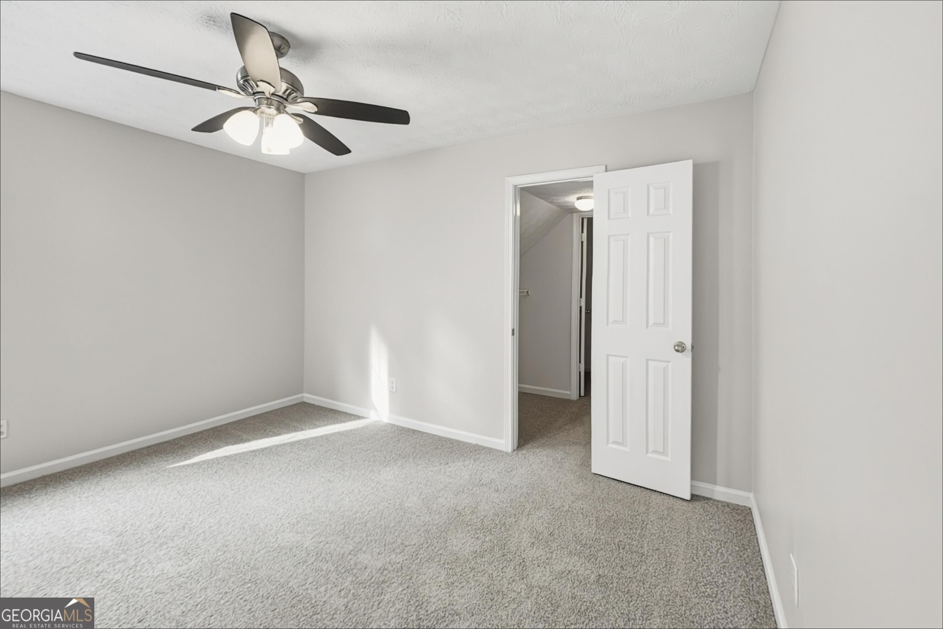 3514 Palisade Cove Property Photo 23
