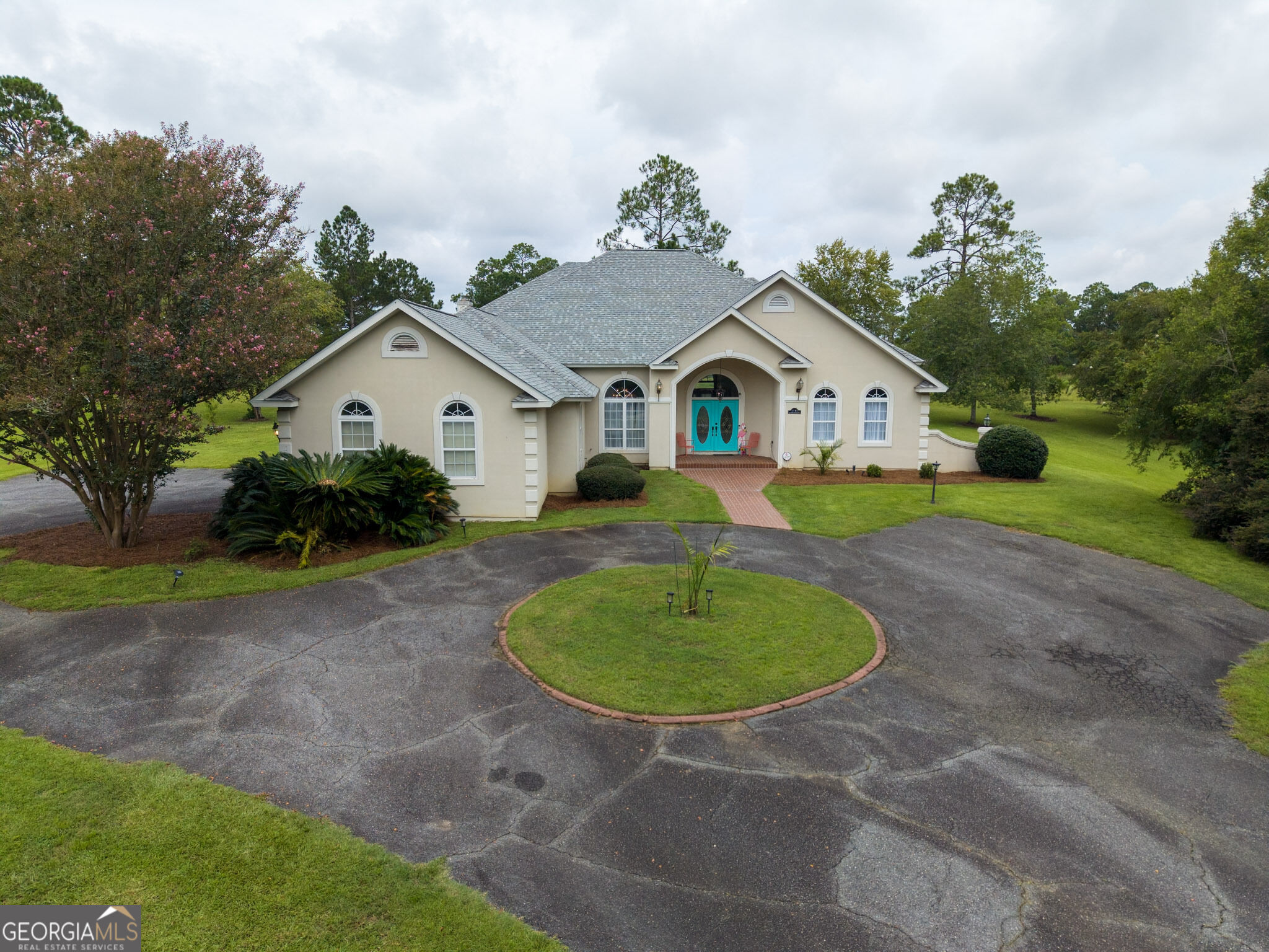 1741 Green Acres Drive Property Photo 1