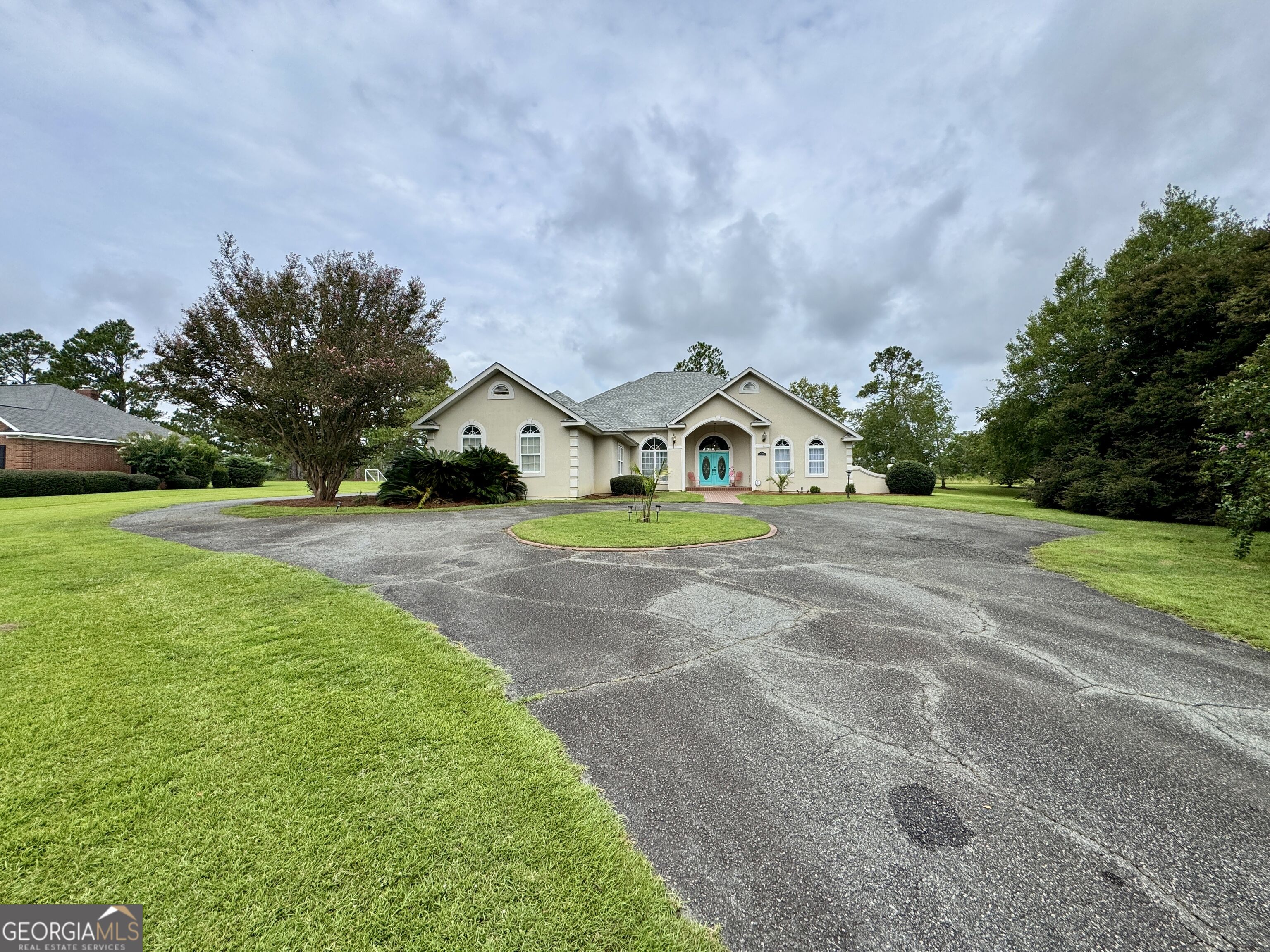 1741 Green Acres Drive Property Photo 9