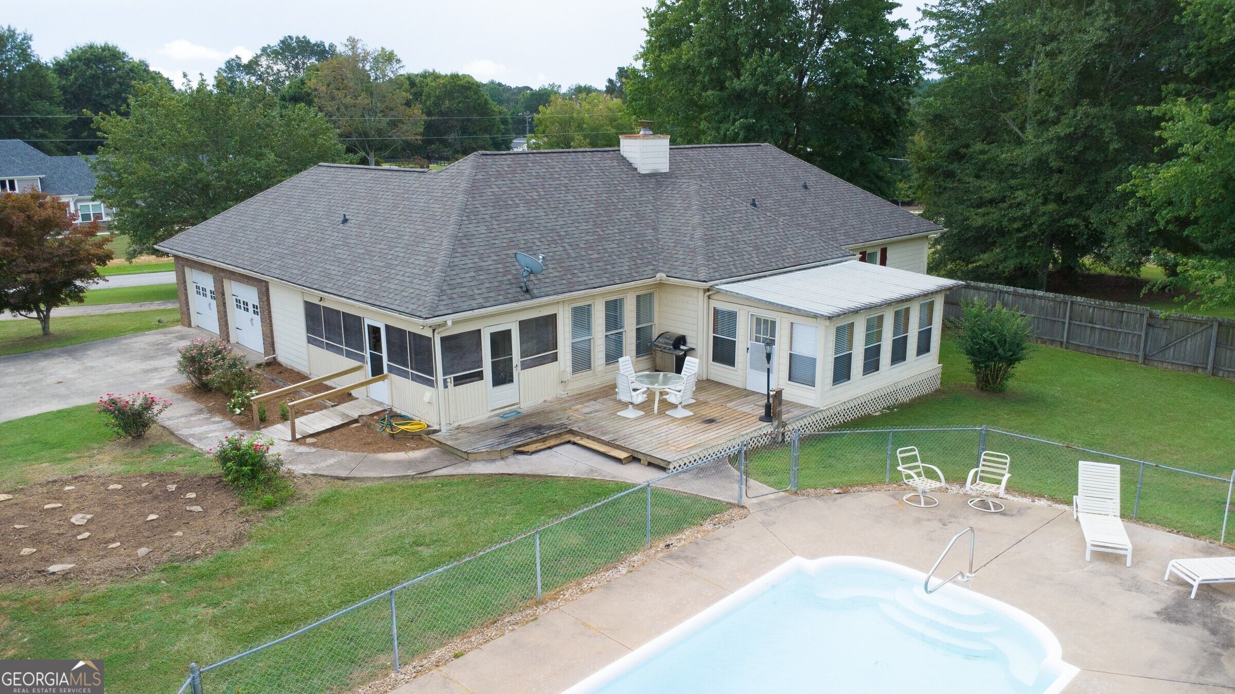 7525 Blacks Mill Road Property Photo 5
