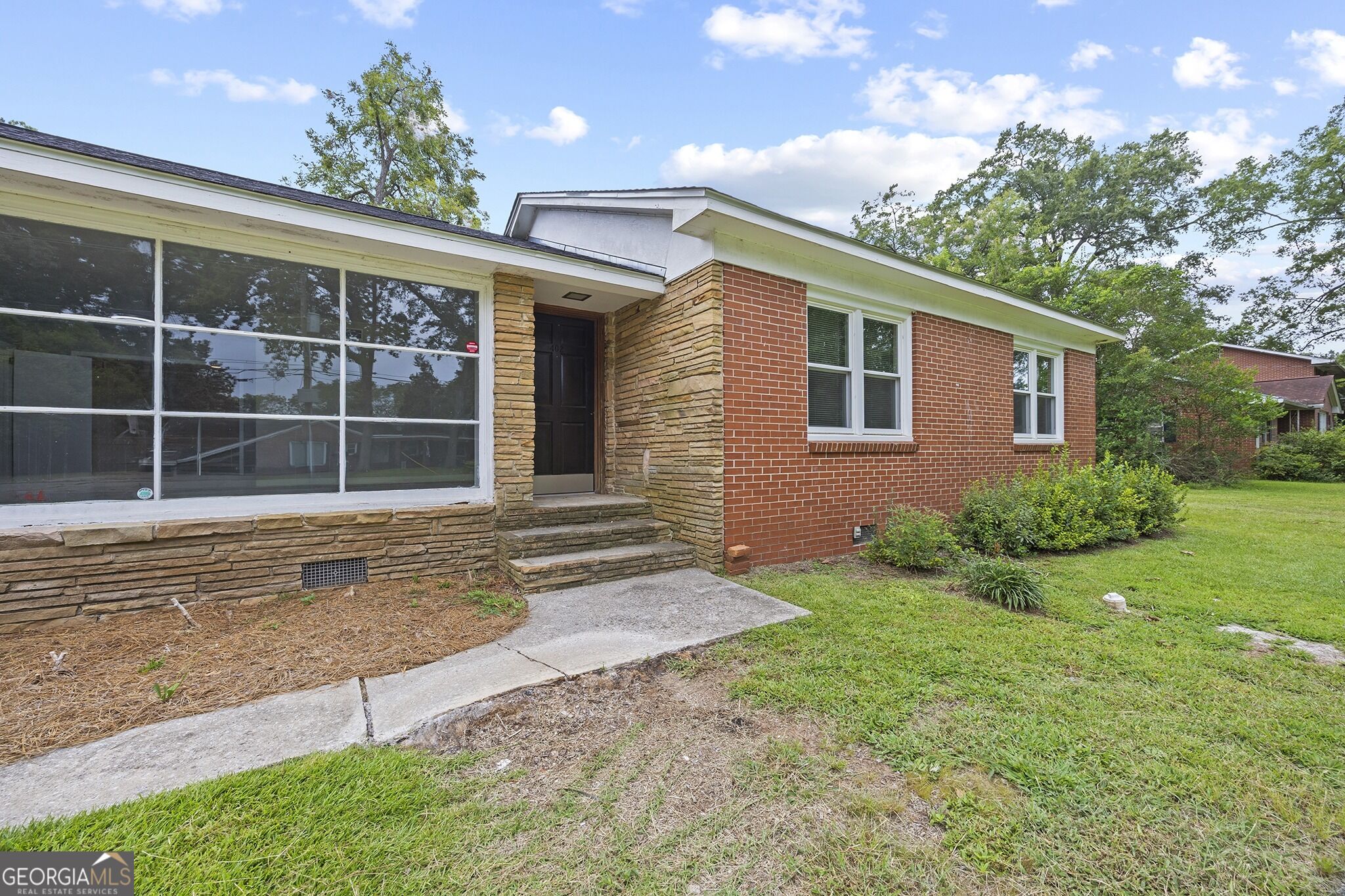402 Westview Drive Property Photo 8