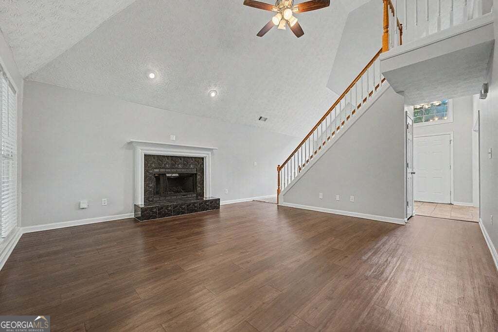 418 Middle Valley Lane Property Photo 5