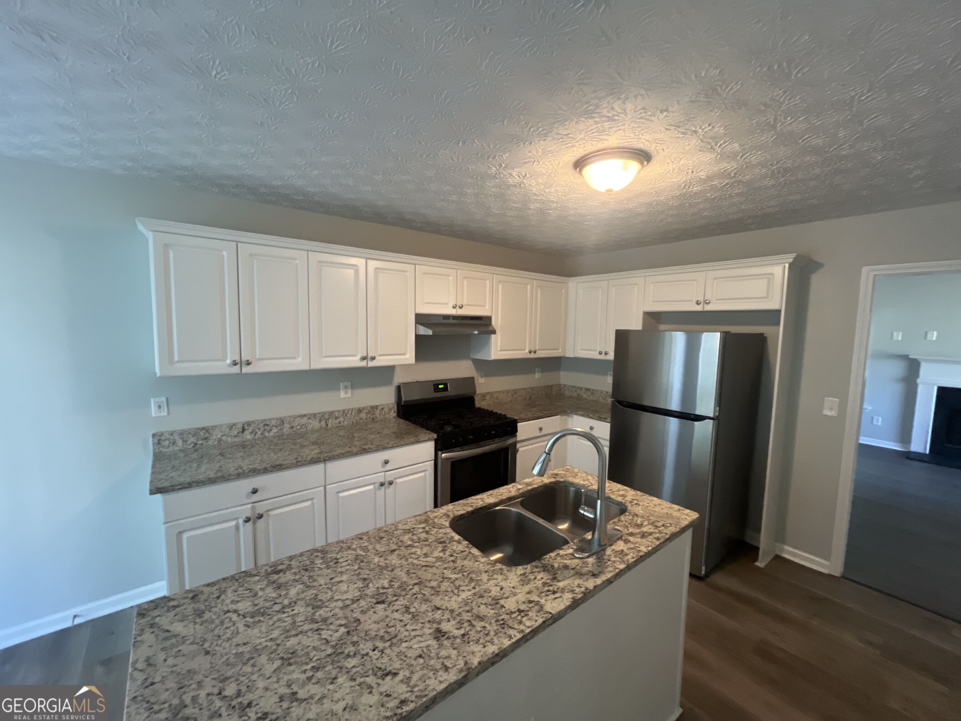 35 Creekview Court Property Photo 6