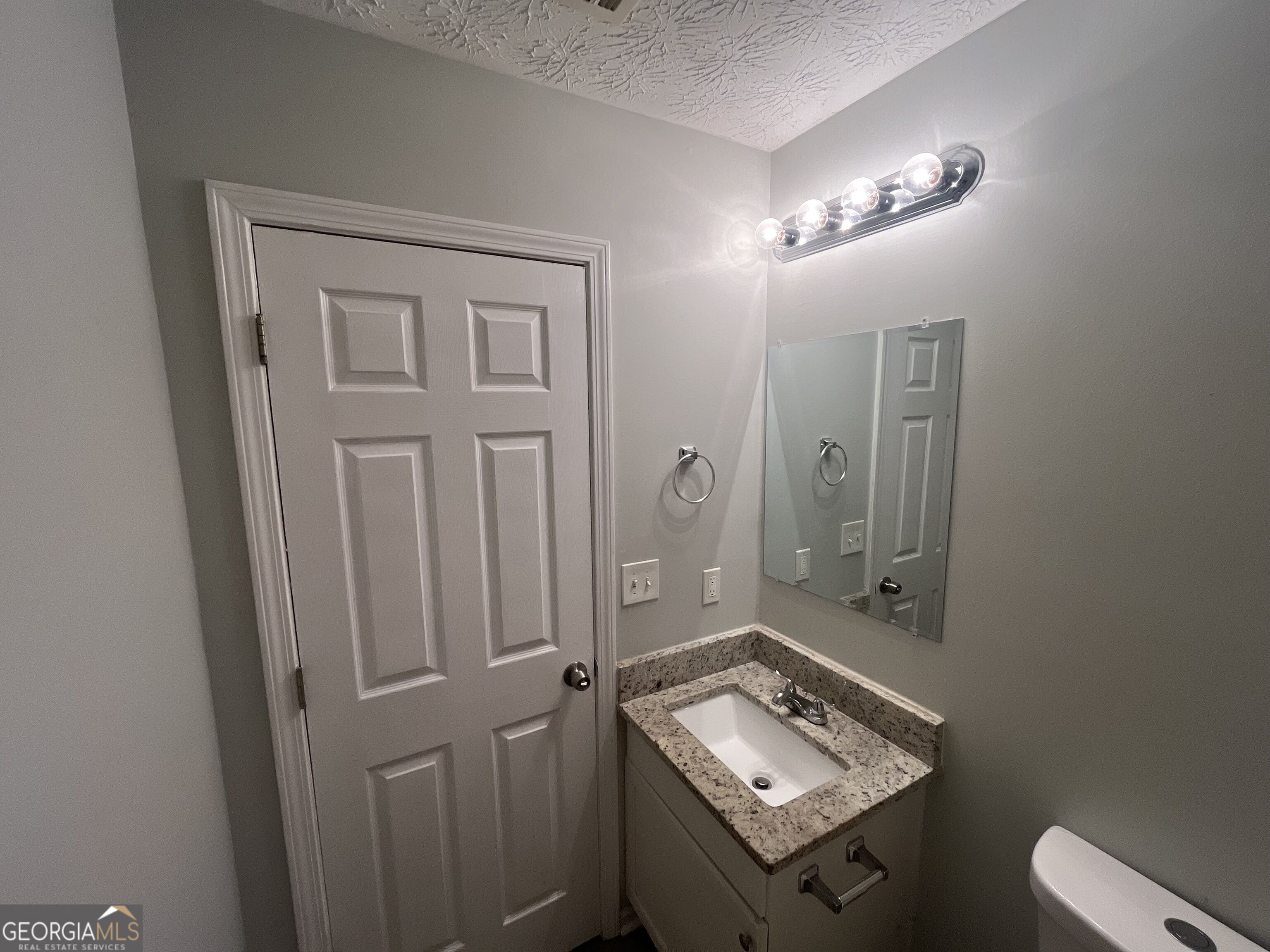 35 Creekview Court Property Photo 12