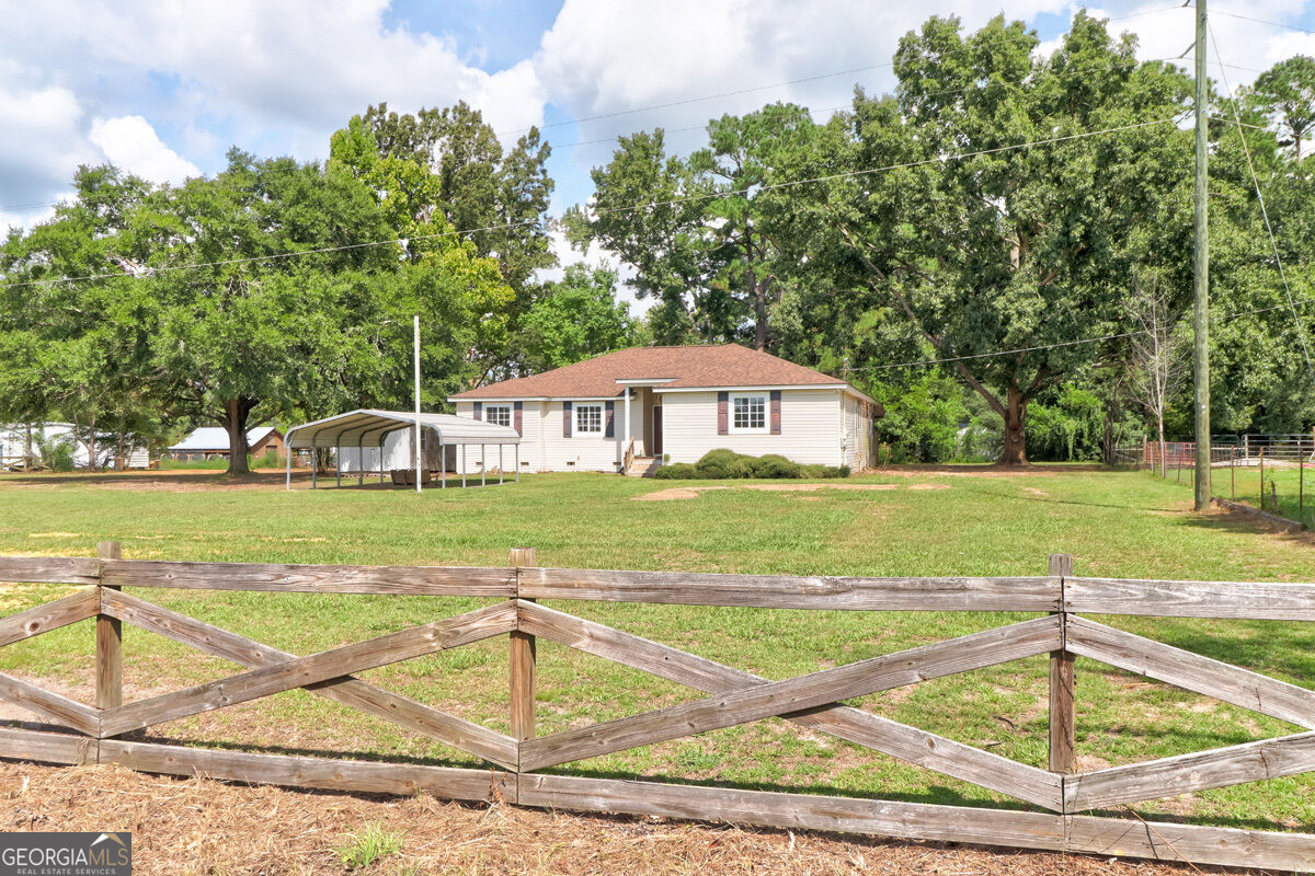 598 Clark Road Property Photo 2