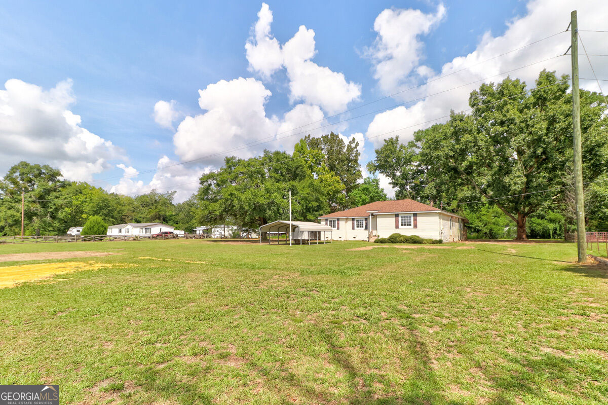 598 Clark Road Property Photo 4