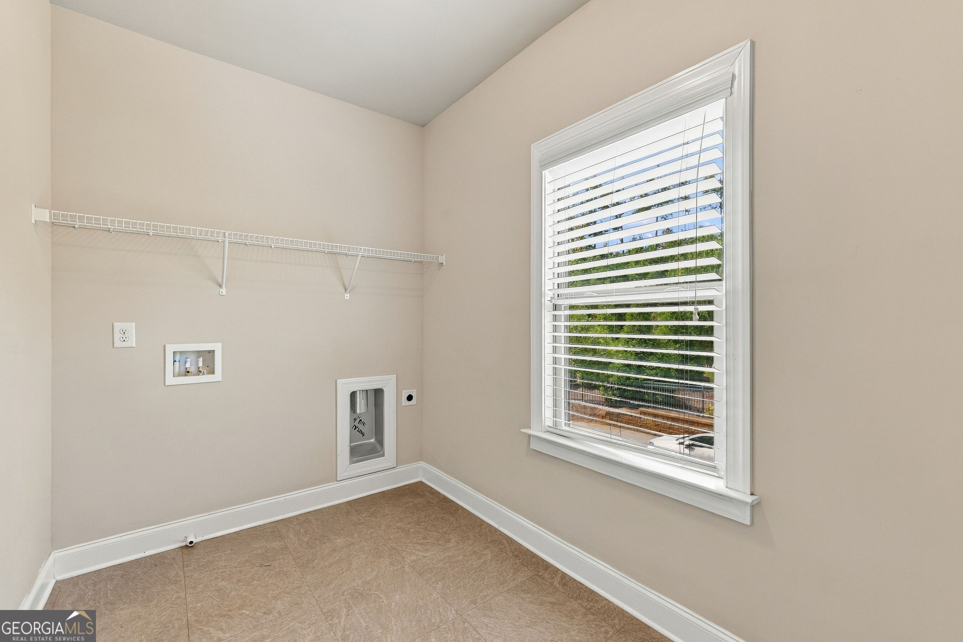 575 Opera Lane Property Photo 26