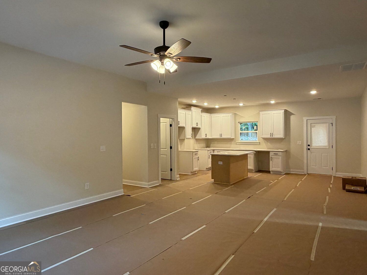 169 Avalee Road Property Photo 4