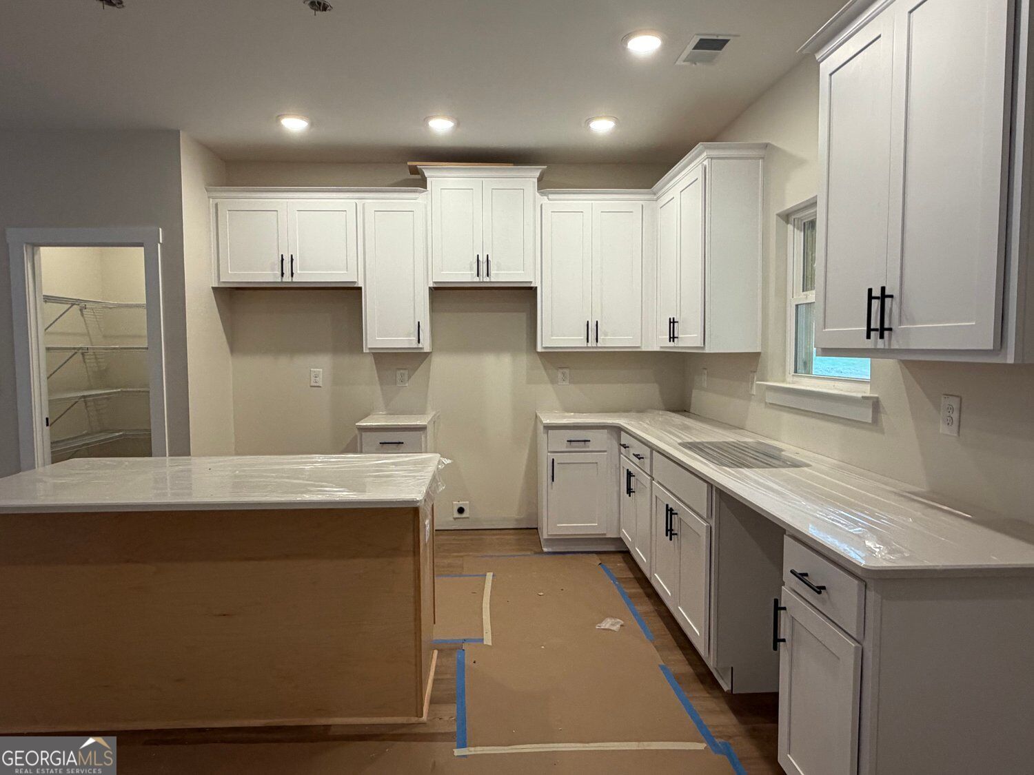 169 Avalee Road Property Photo 10