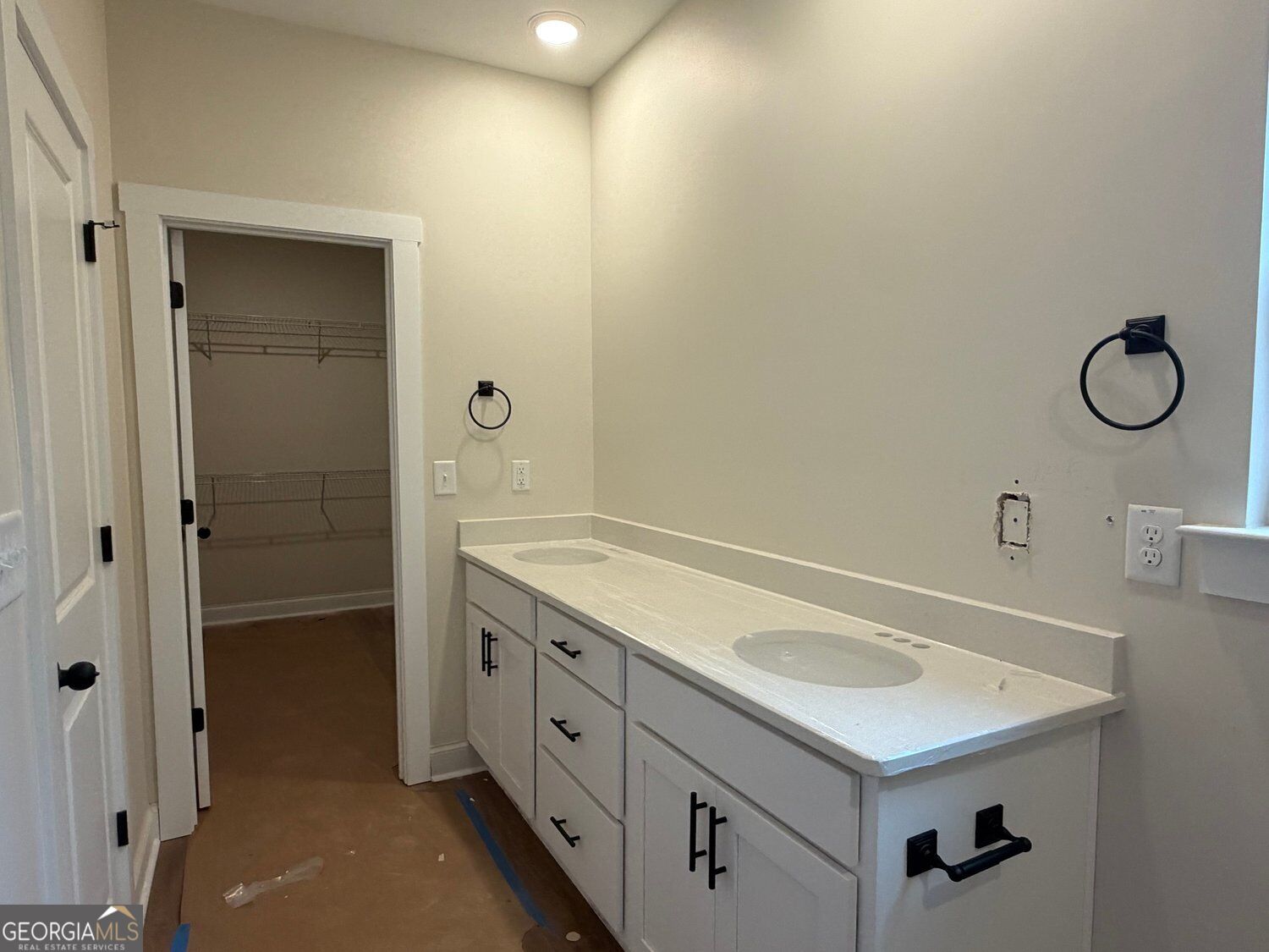 169 Avalee Road Property Photo 14