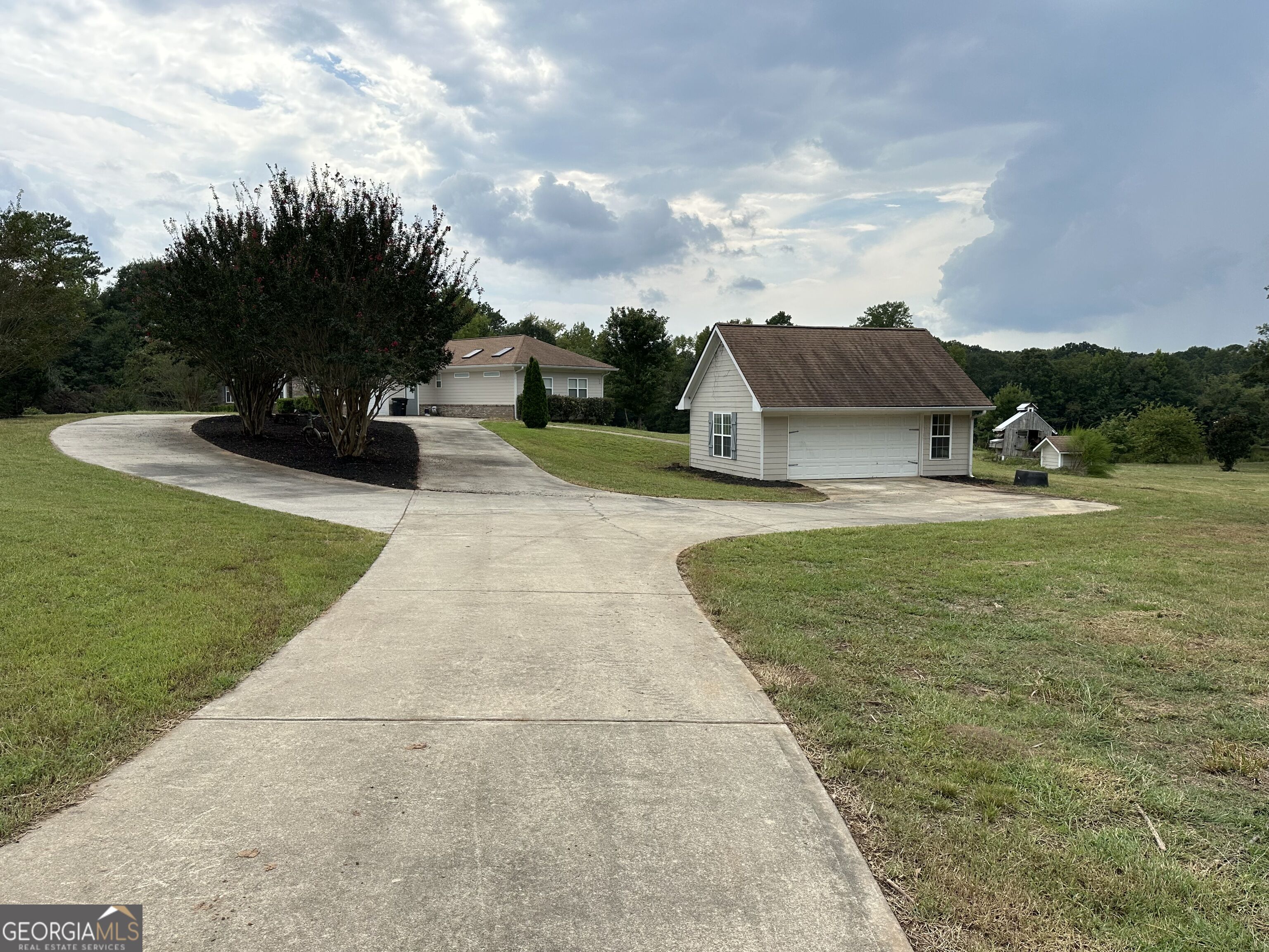 54 Whatley Road Property Photo 2