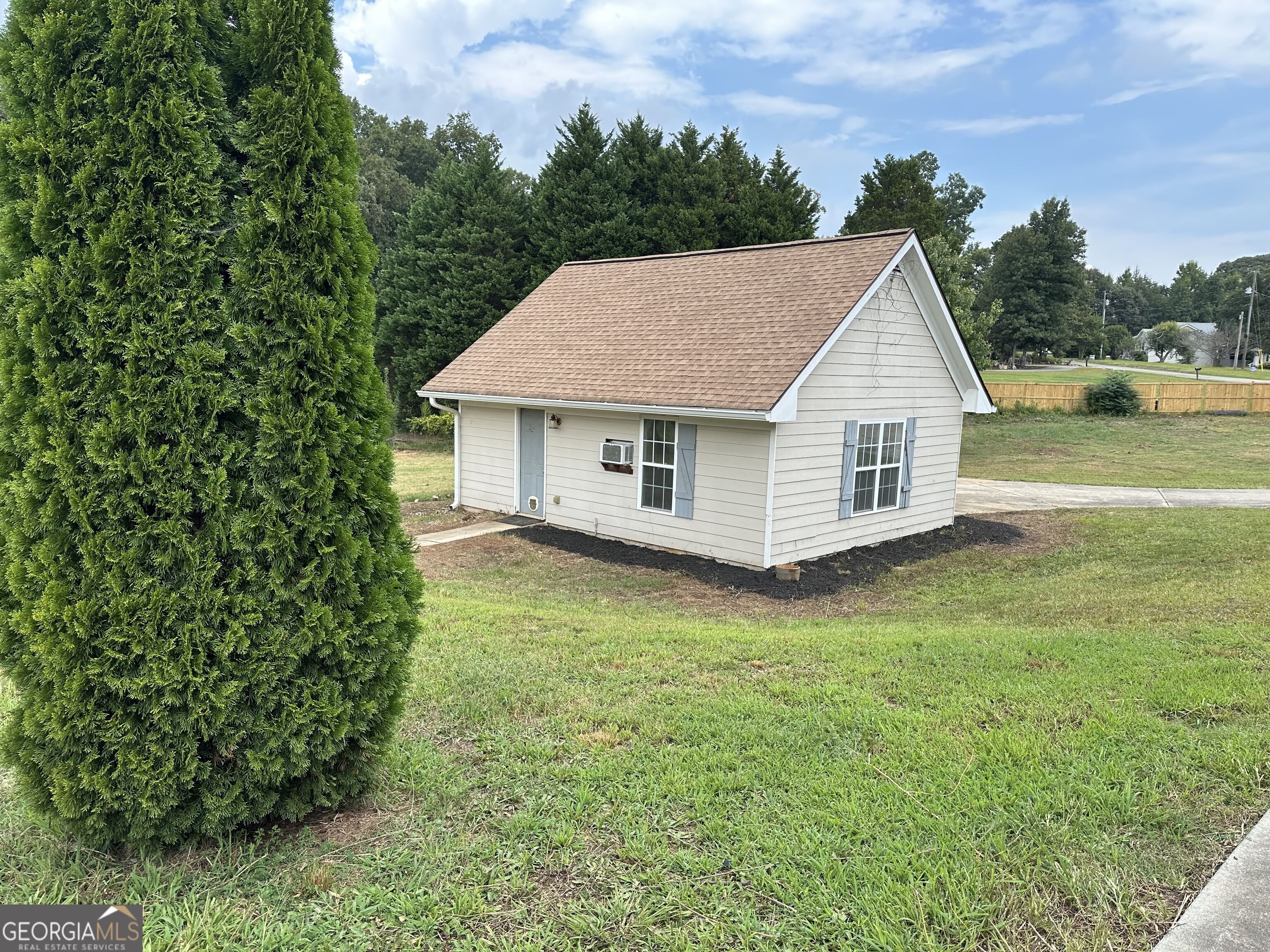 54 Whatley Road Property Photo 4