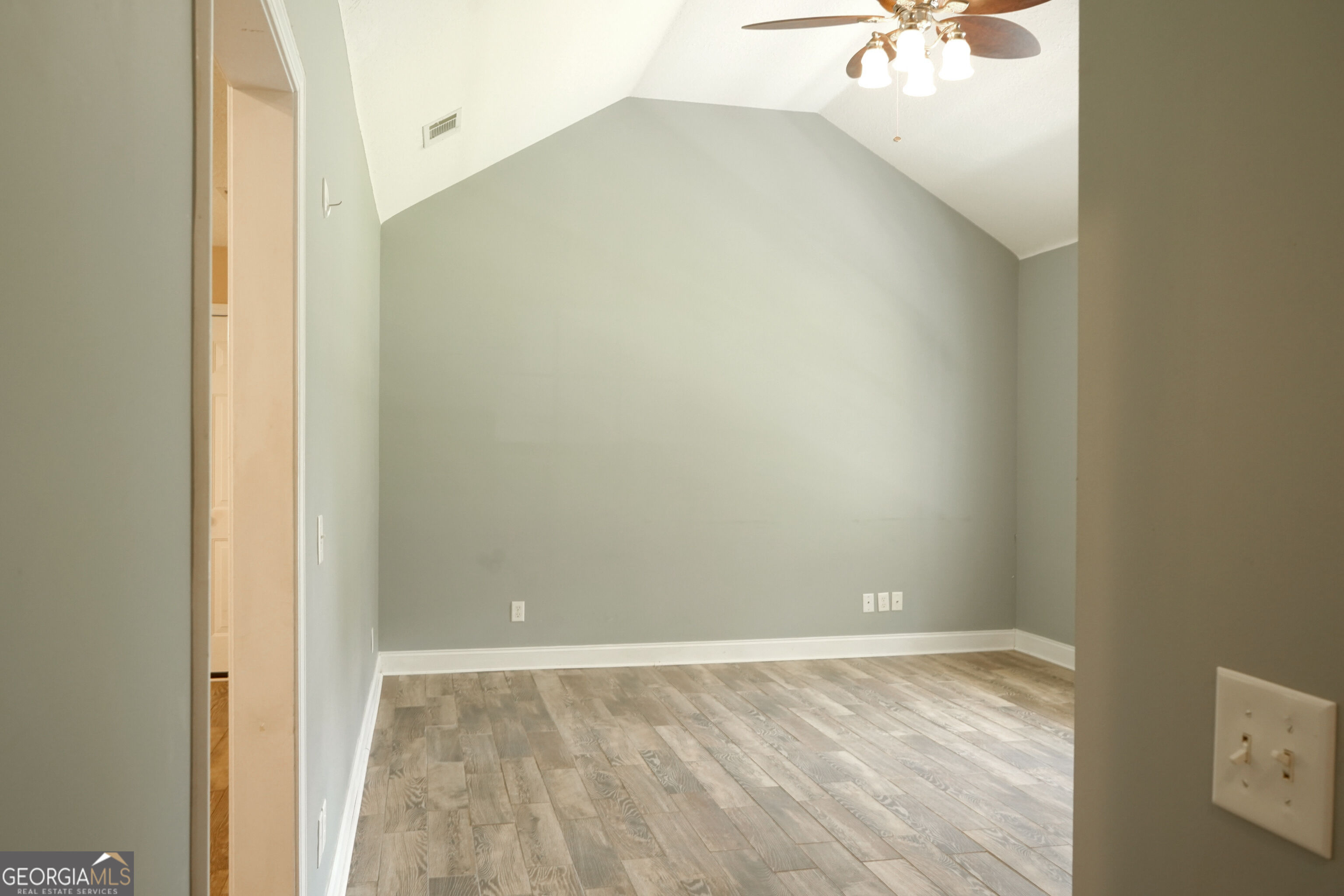 111 Slough Creek Road Property Photo 11