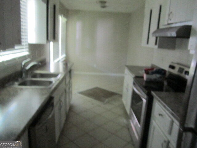 727 S Carter Drive Property Photo 5
