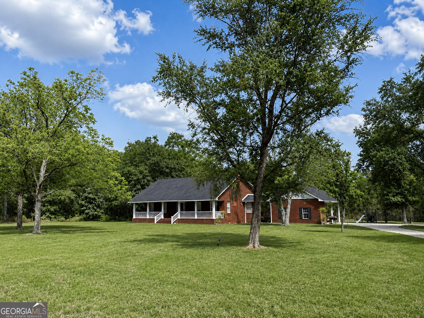 752 Old Hortense Road Property Photo 1