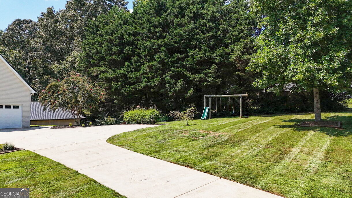 910 Wheeler Road Property Photo 3