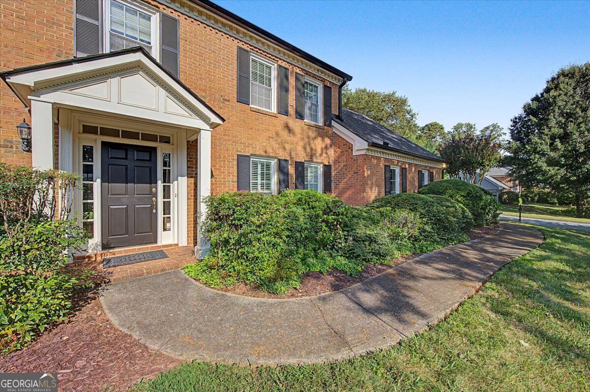 1820 N Chestnut Grove Drive Property Photo 3