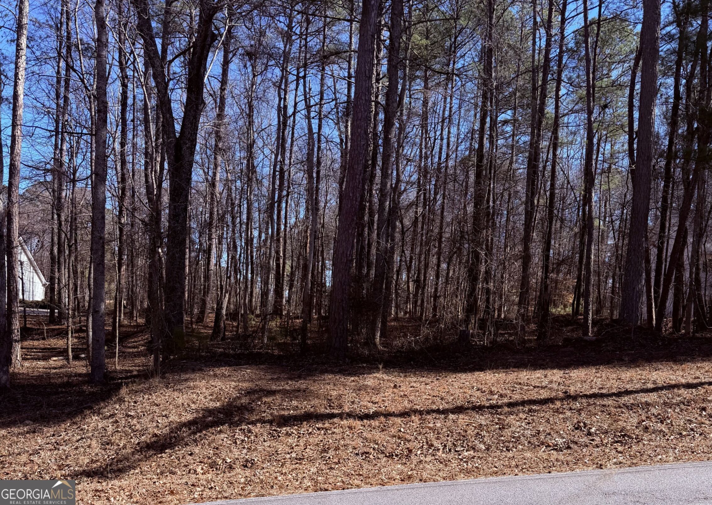 3297 Lakeview Parkway Property Photo 1