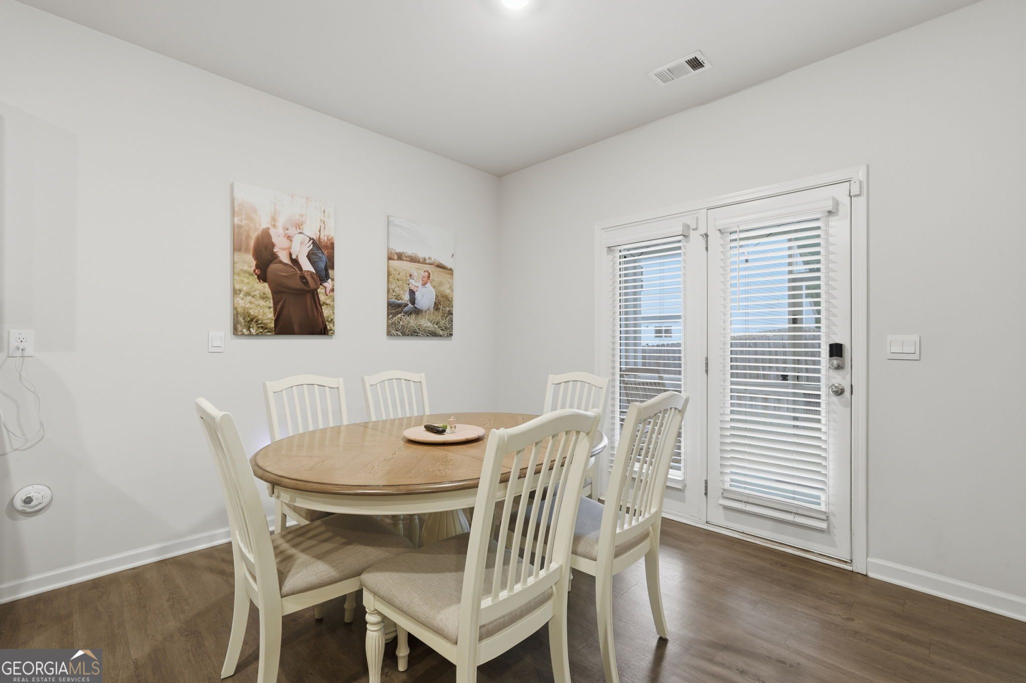 450 Starbuck Parkway Property Photo 12