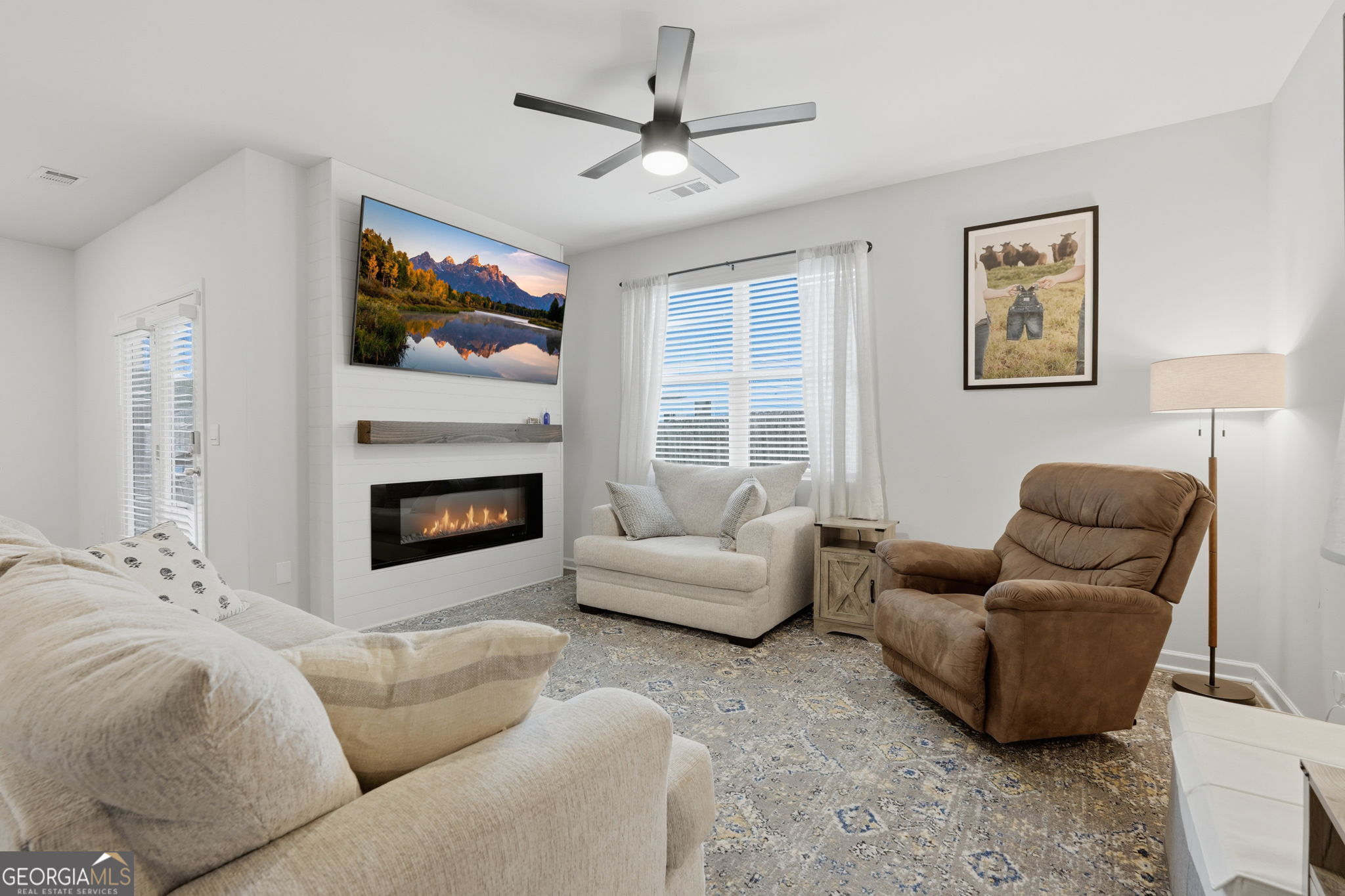 450 Starbuck Parkway Property Photo 13