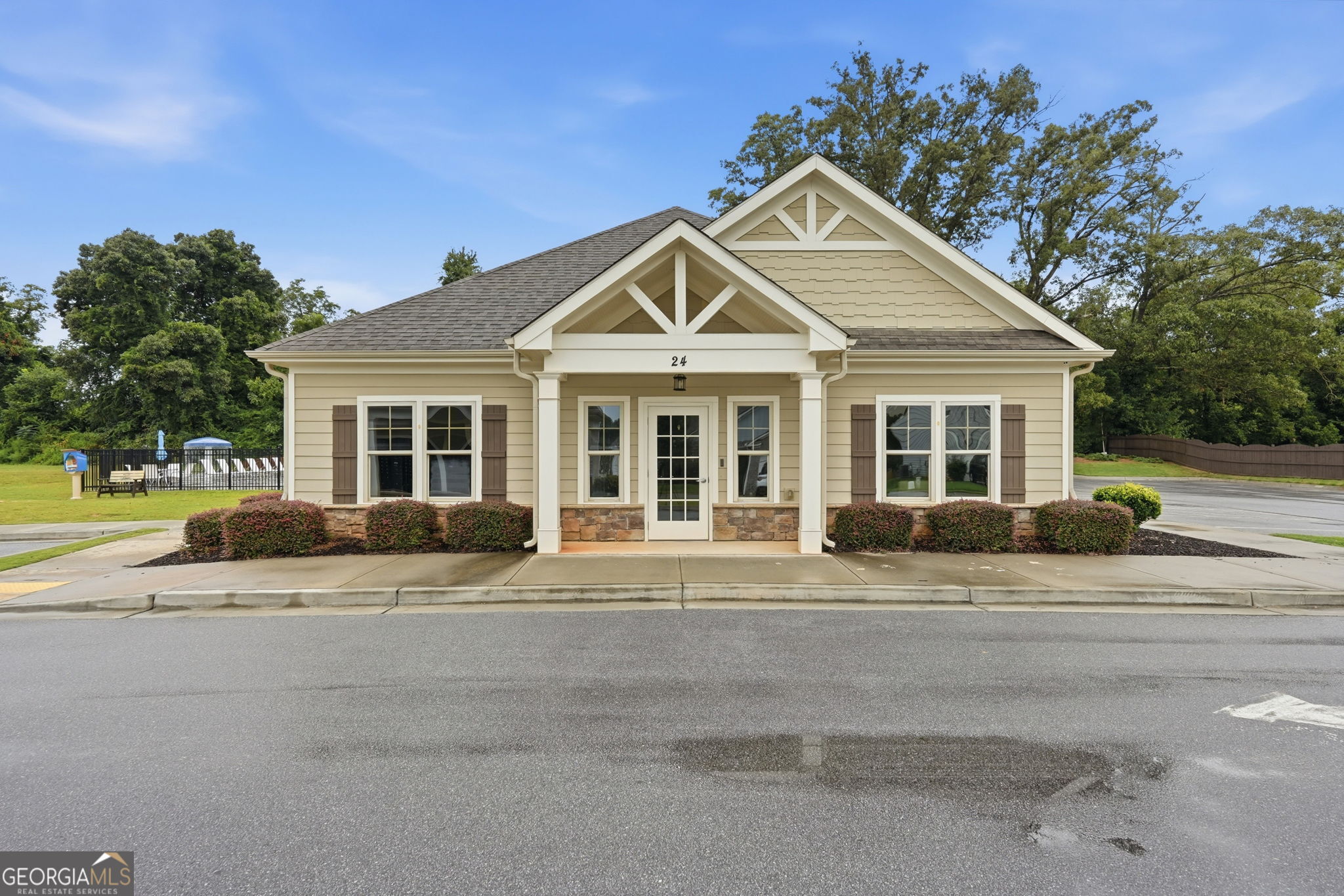 450 Starbuck Parkway Property Photo 41