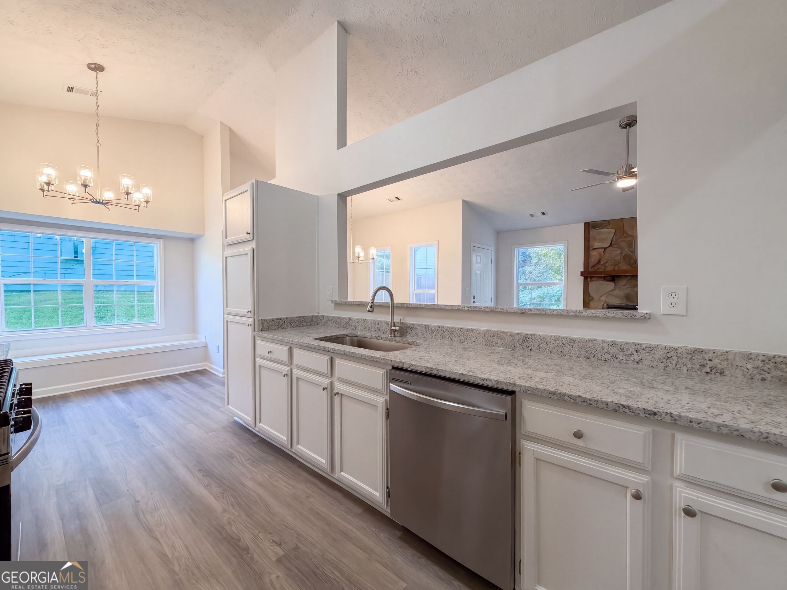 5857 Mistyview Drive Property Photo 11