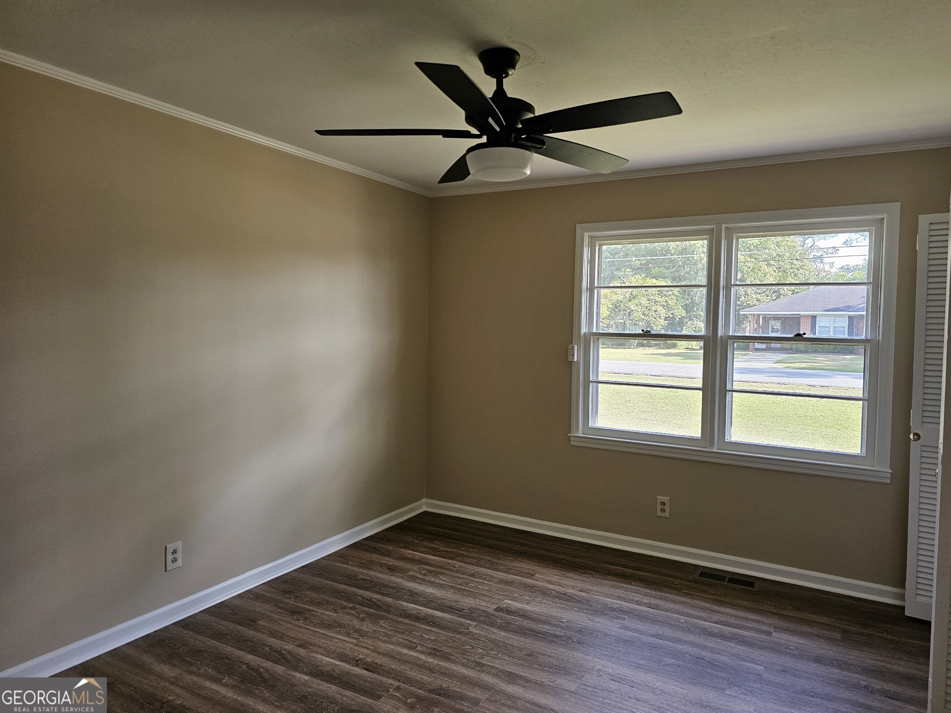 1715 Highland Avenue Property Photo 8