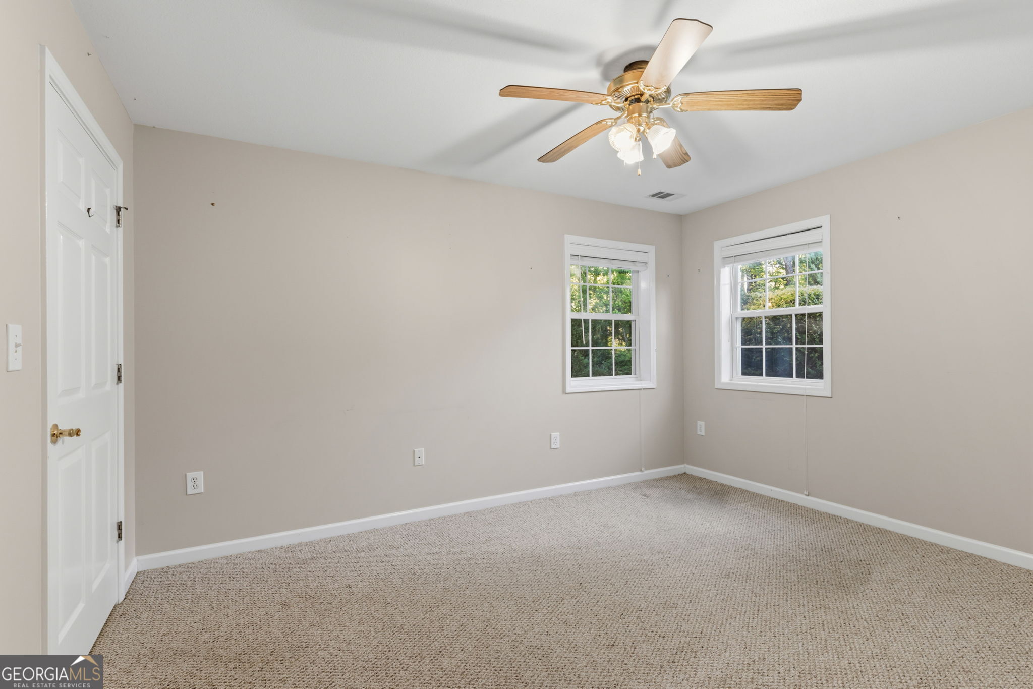 12 Hannah Circle Property Photo 13