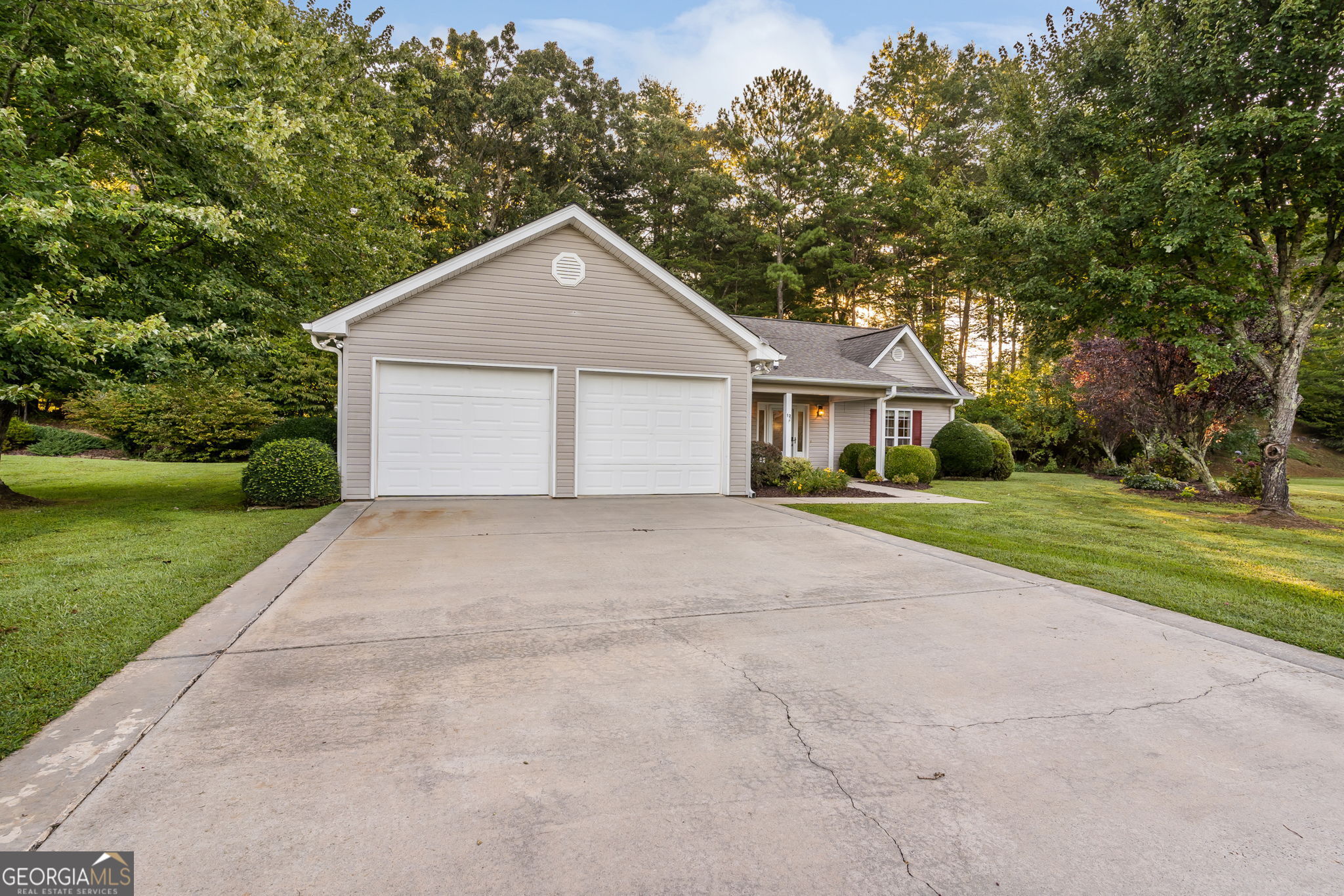 12 Hannah Circle Property Photo 25