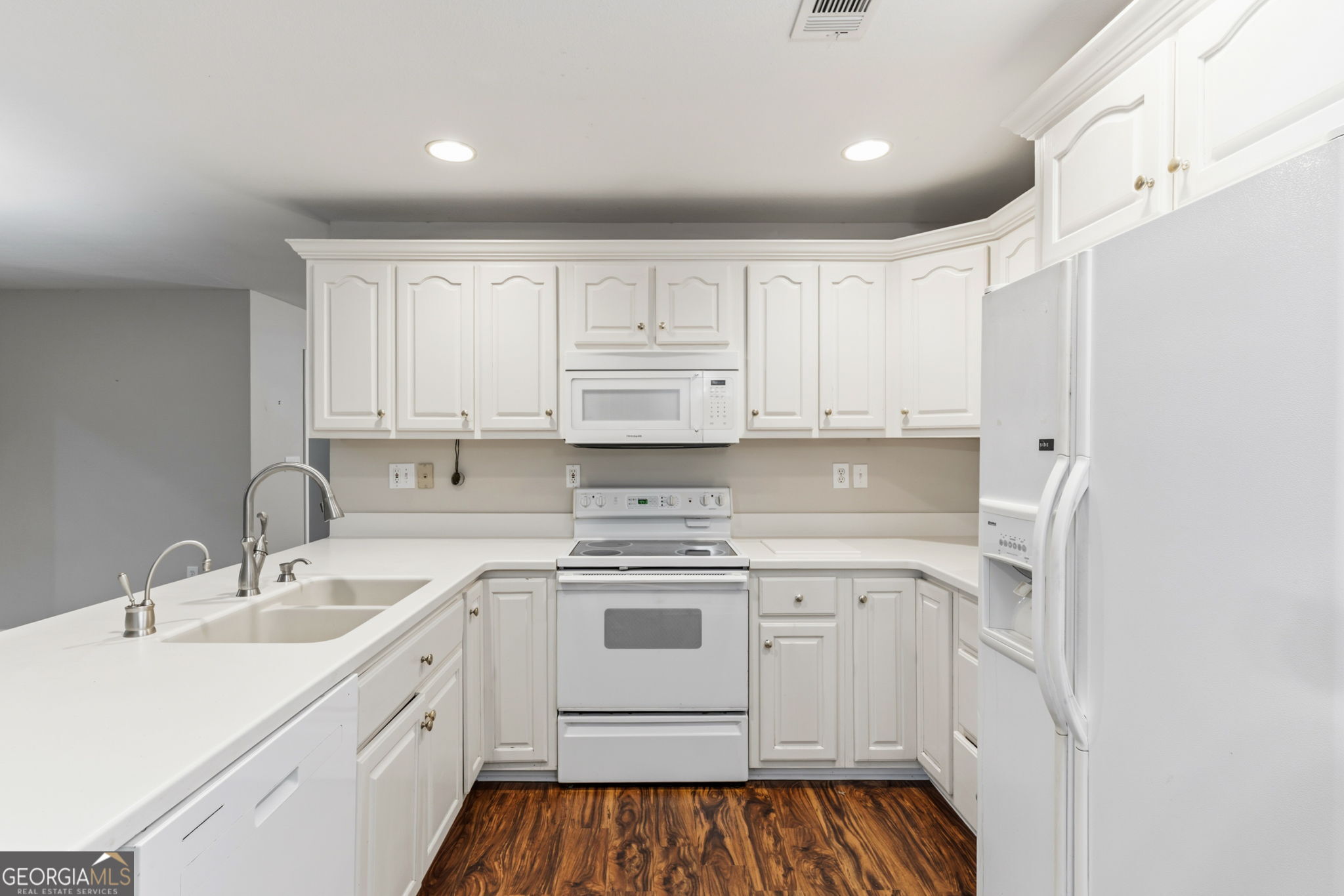 12 Hannah Circle Property Photo 31