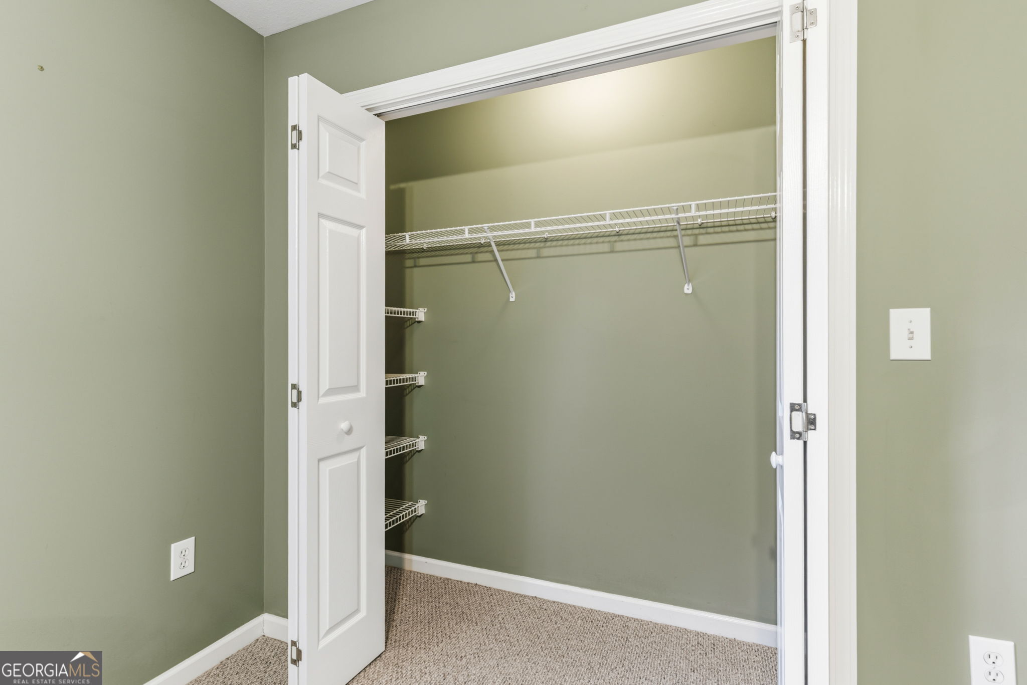12 Hannah Circle Property Photo 44