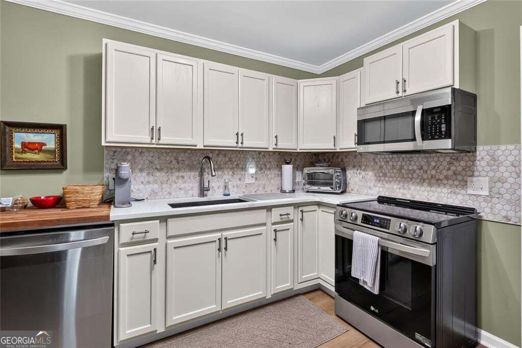 415 Havenmist Landing Property Photo 18