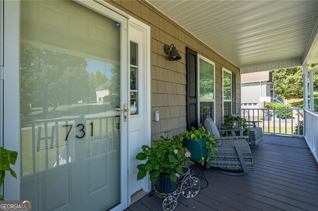 731 Calloway Drive Property Photo 4