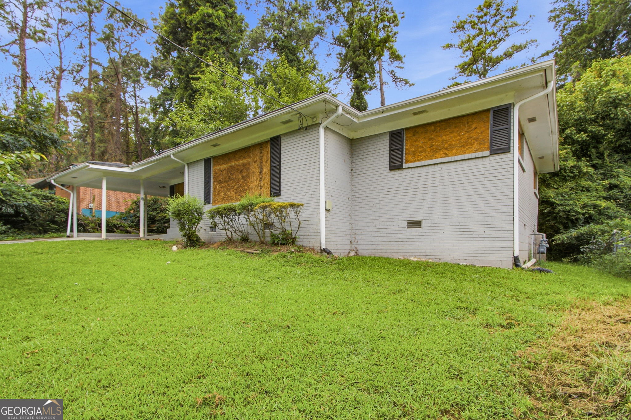 1883 Cindy Drive Property Photo 2
