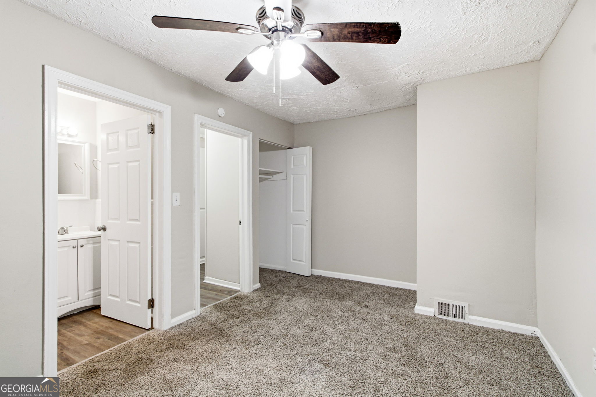 1883 Cindy Drive Property Photo 8
