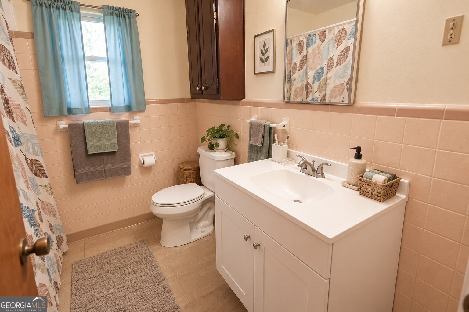 2817 Cherokee Street Property Photo 7