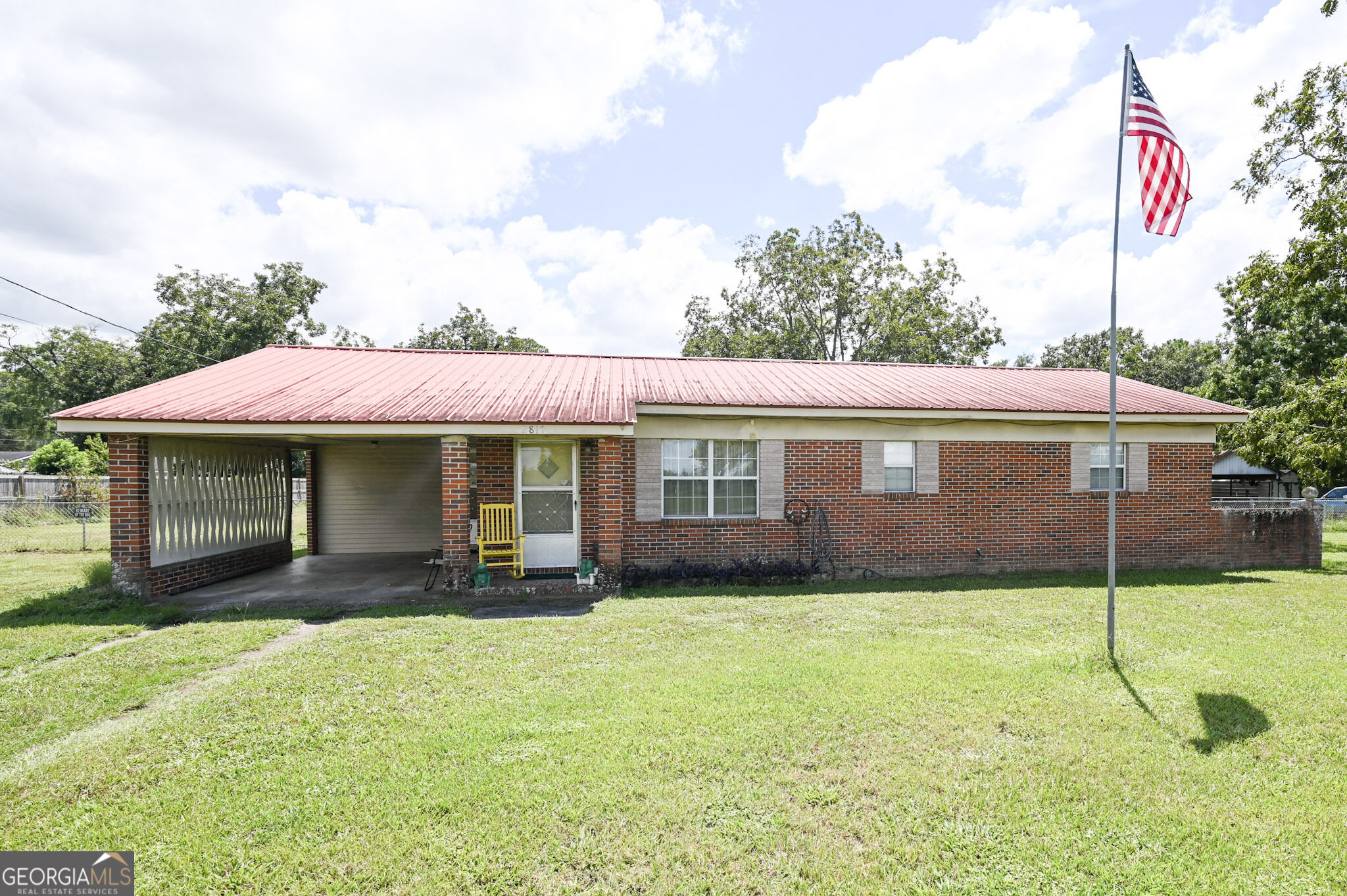 2817 Cherokee Street Property Photo 14