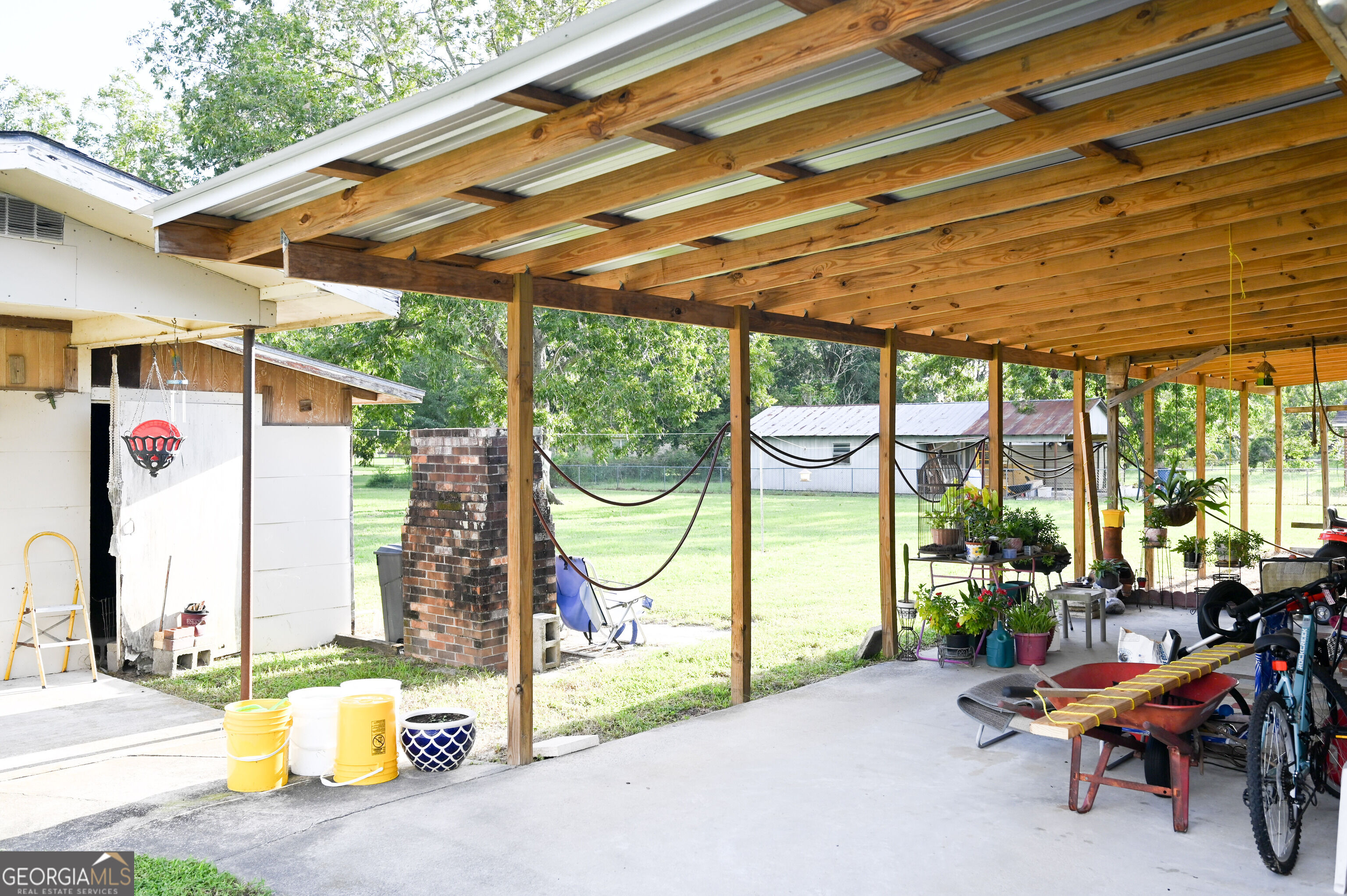 2817 Cherokee Street Property Photo 22