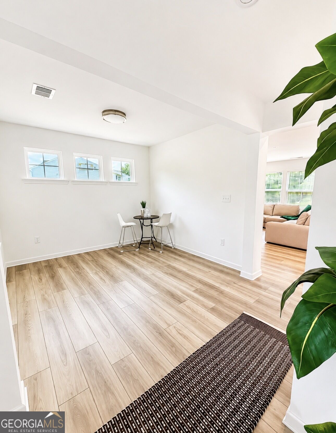 85 Traminer Way Property Photo 5