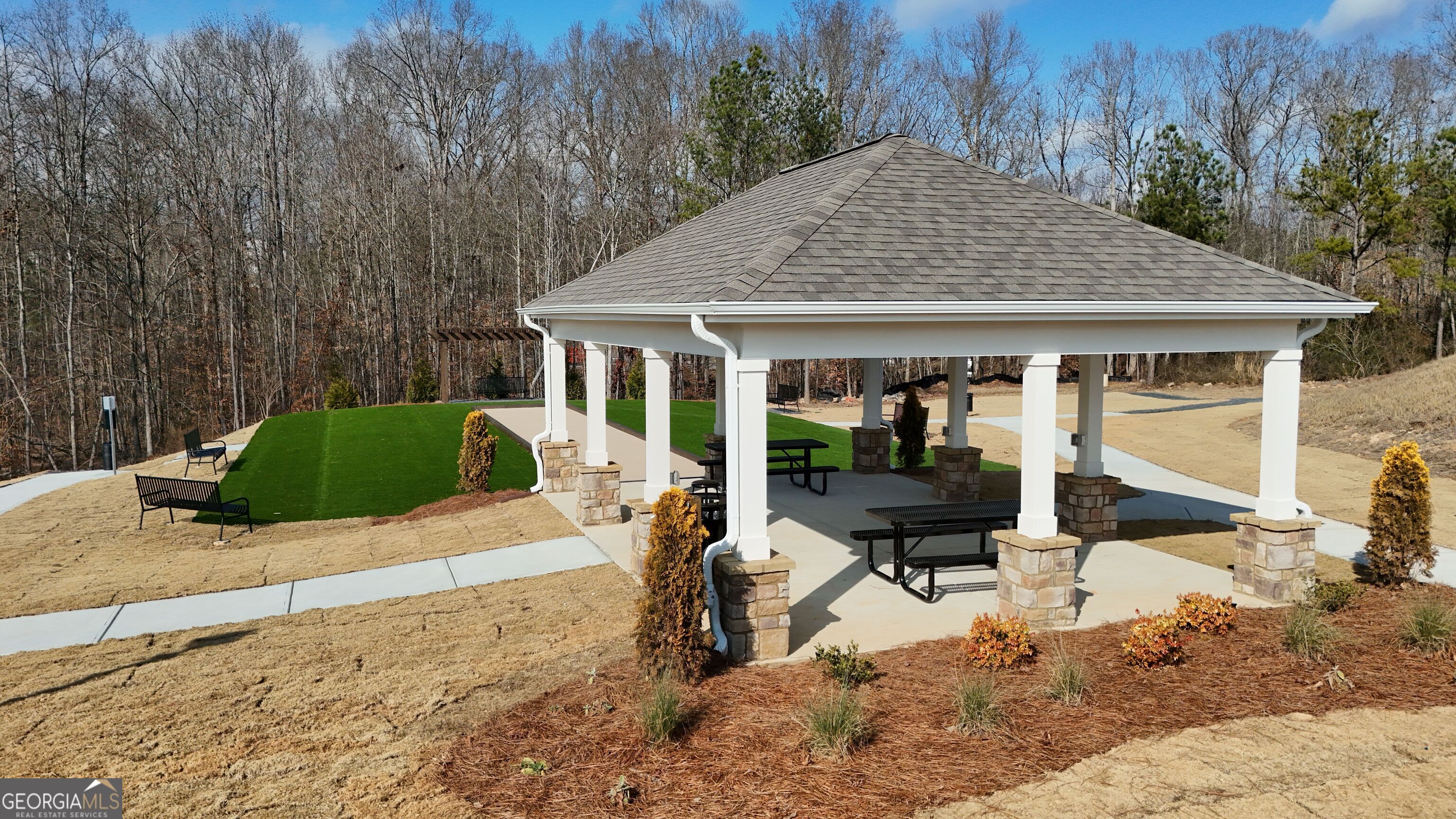 1147 Lucienne Boulevard Property Photo 17