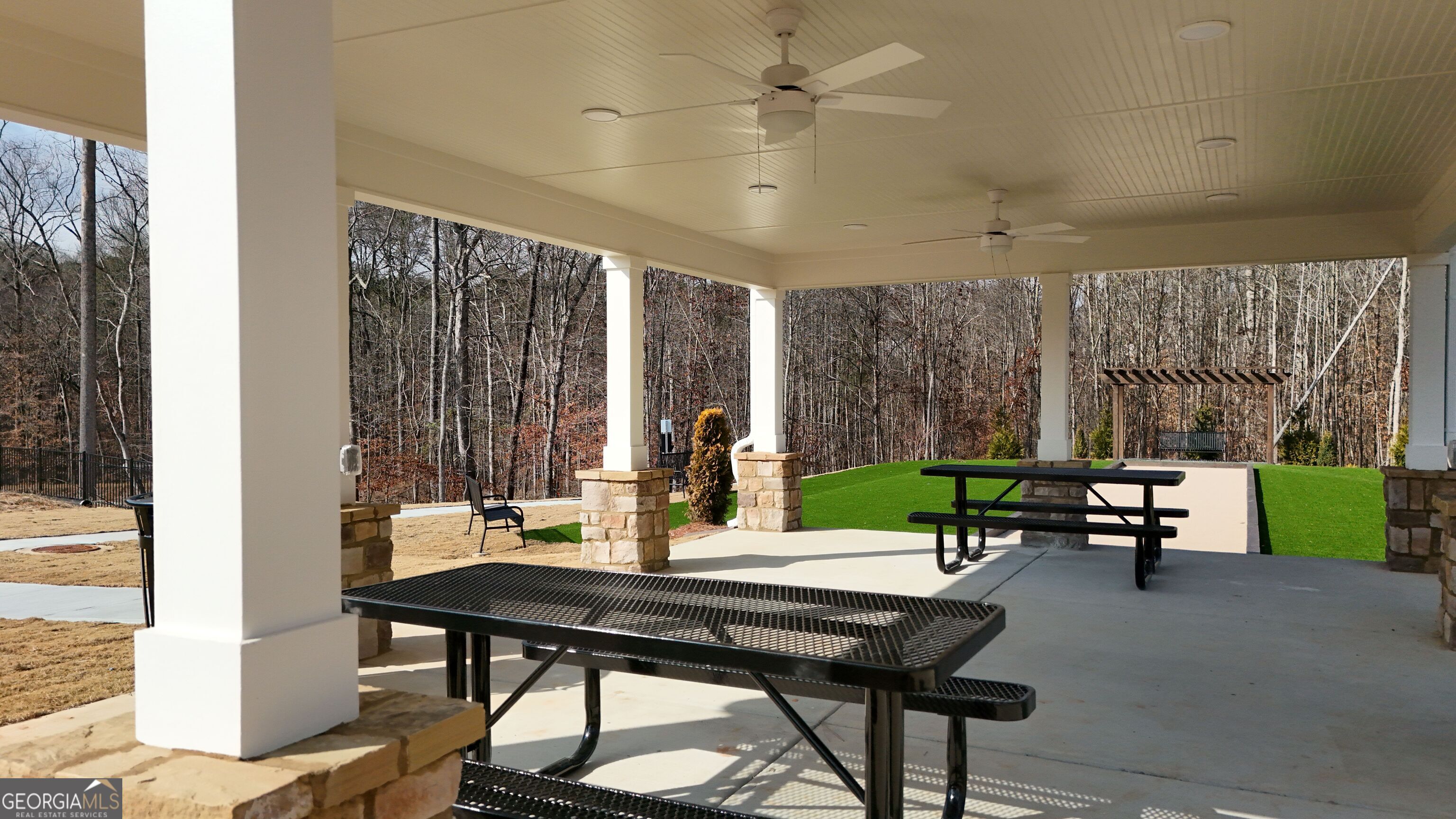 1147 Lucienne Boulevard Property Photo 18