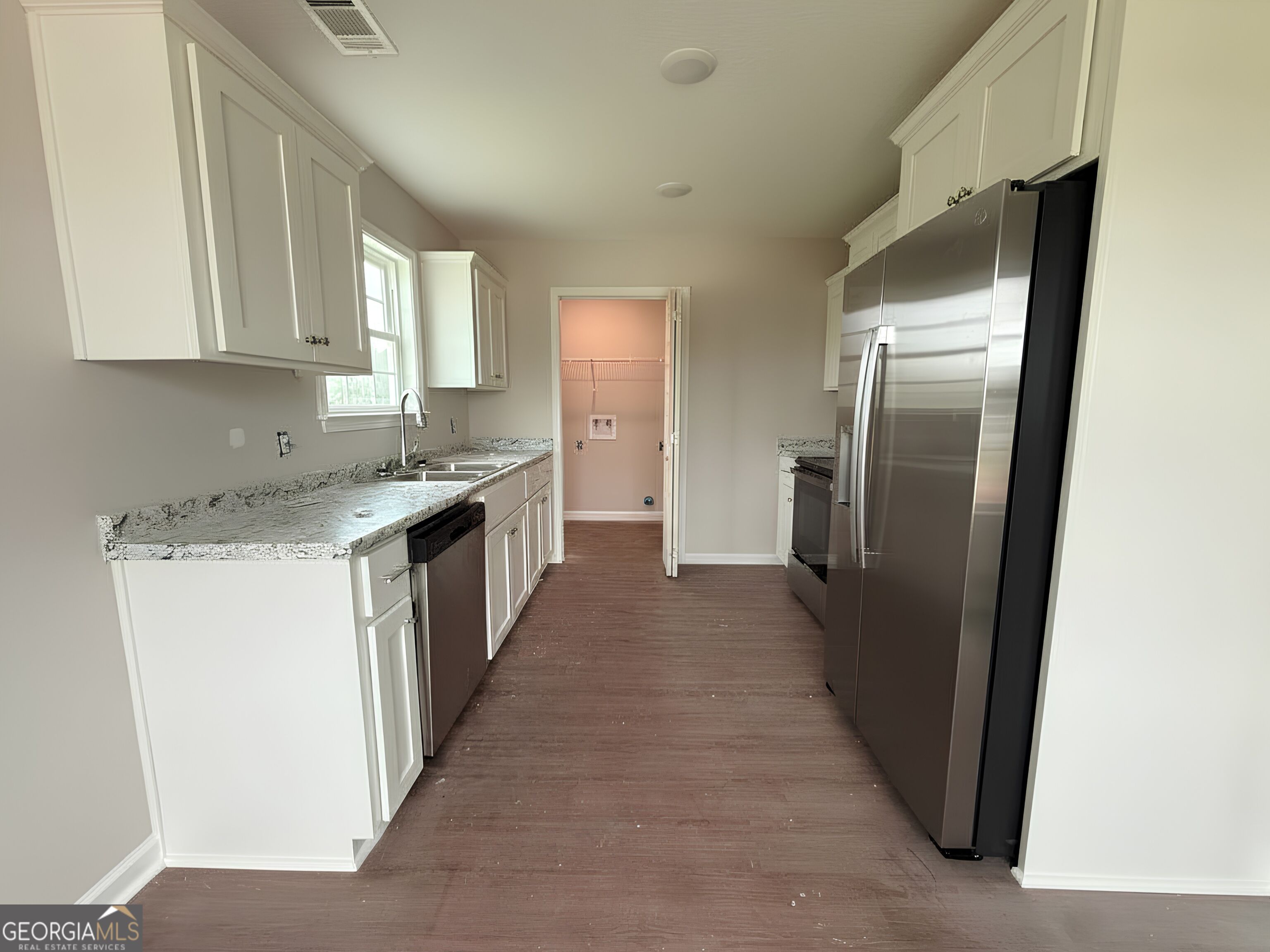 503 Nickies Way Property Photo 4