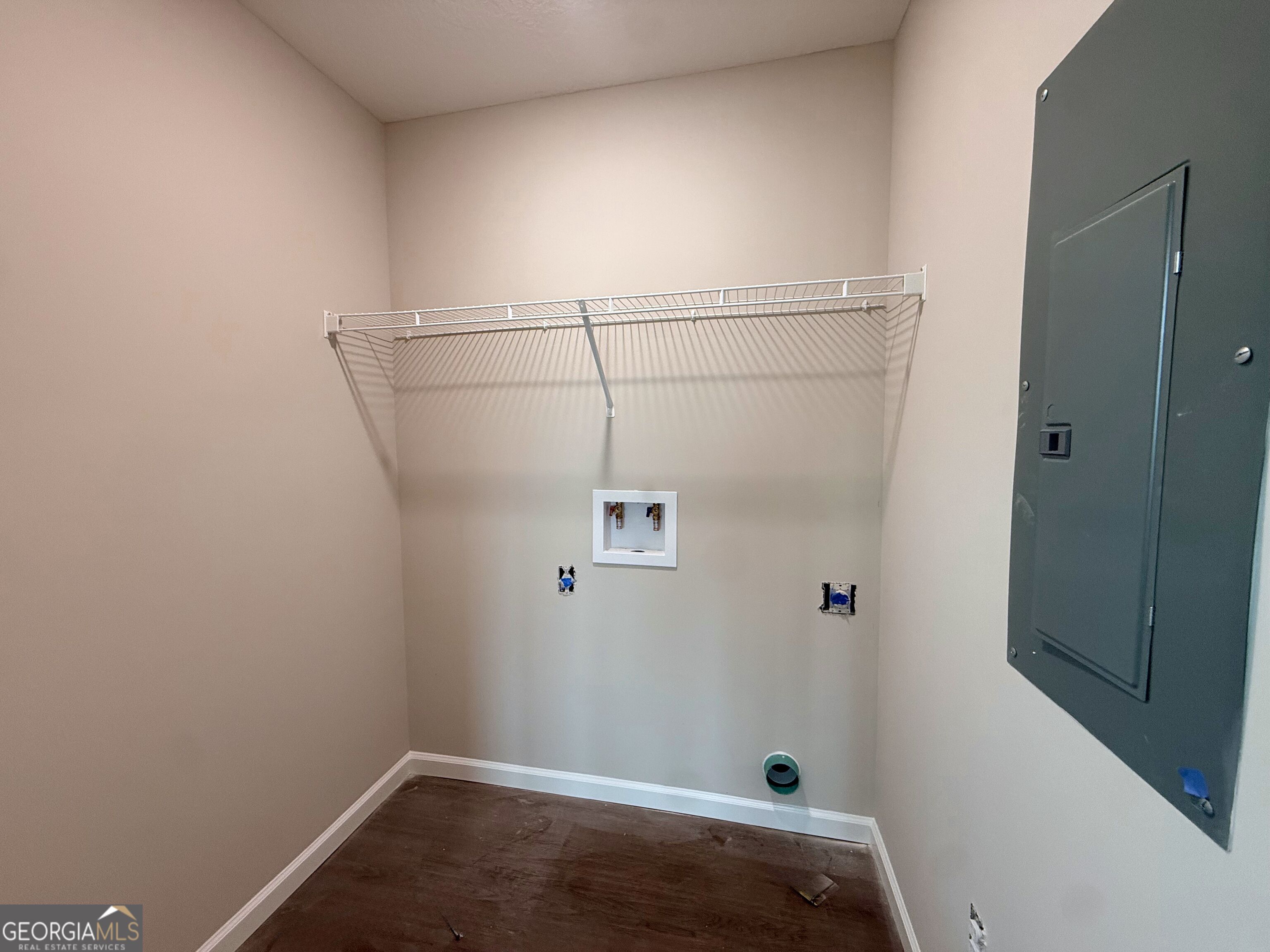 503 Nickies Way Property Photo 6