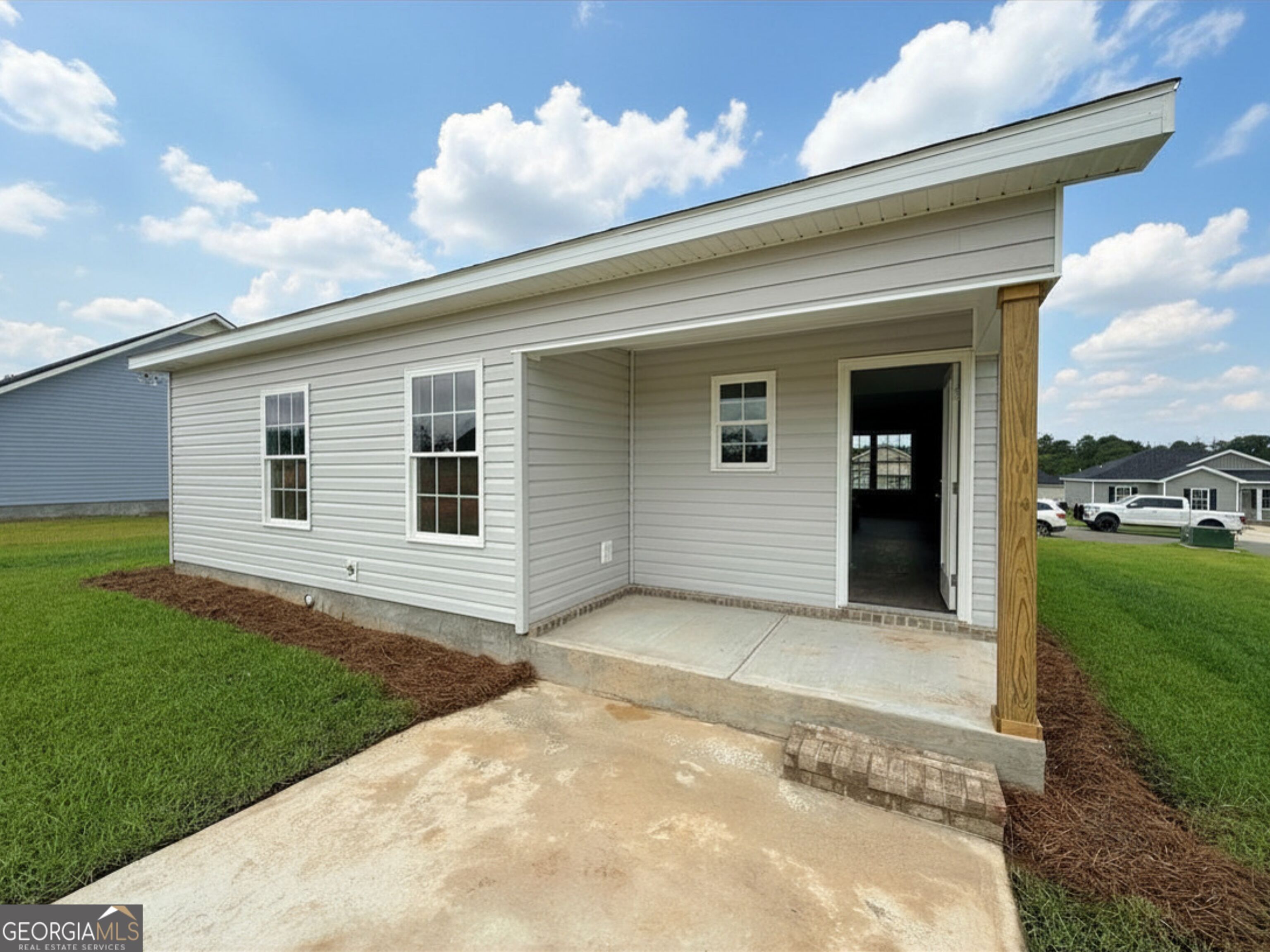 505 Nickies Way Property Photo 10