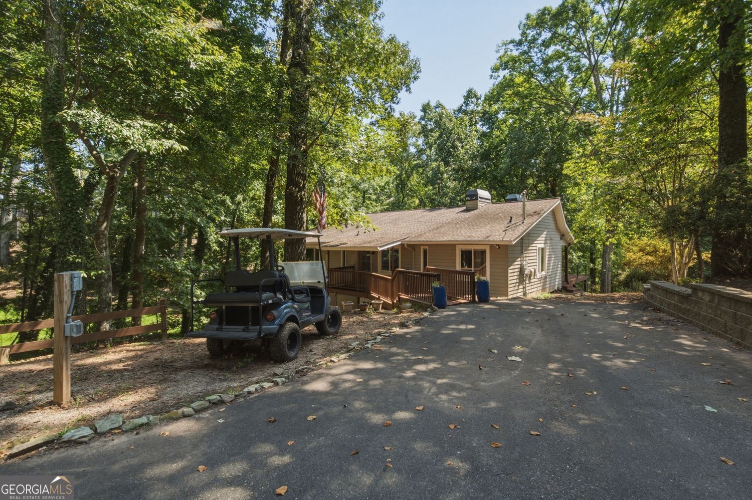 7875 Robin Road Property Photo 1
